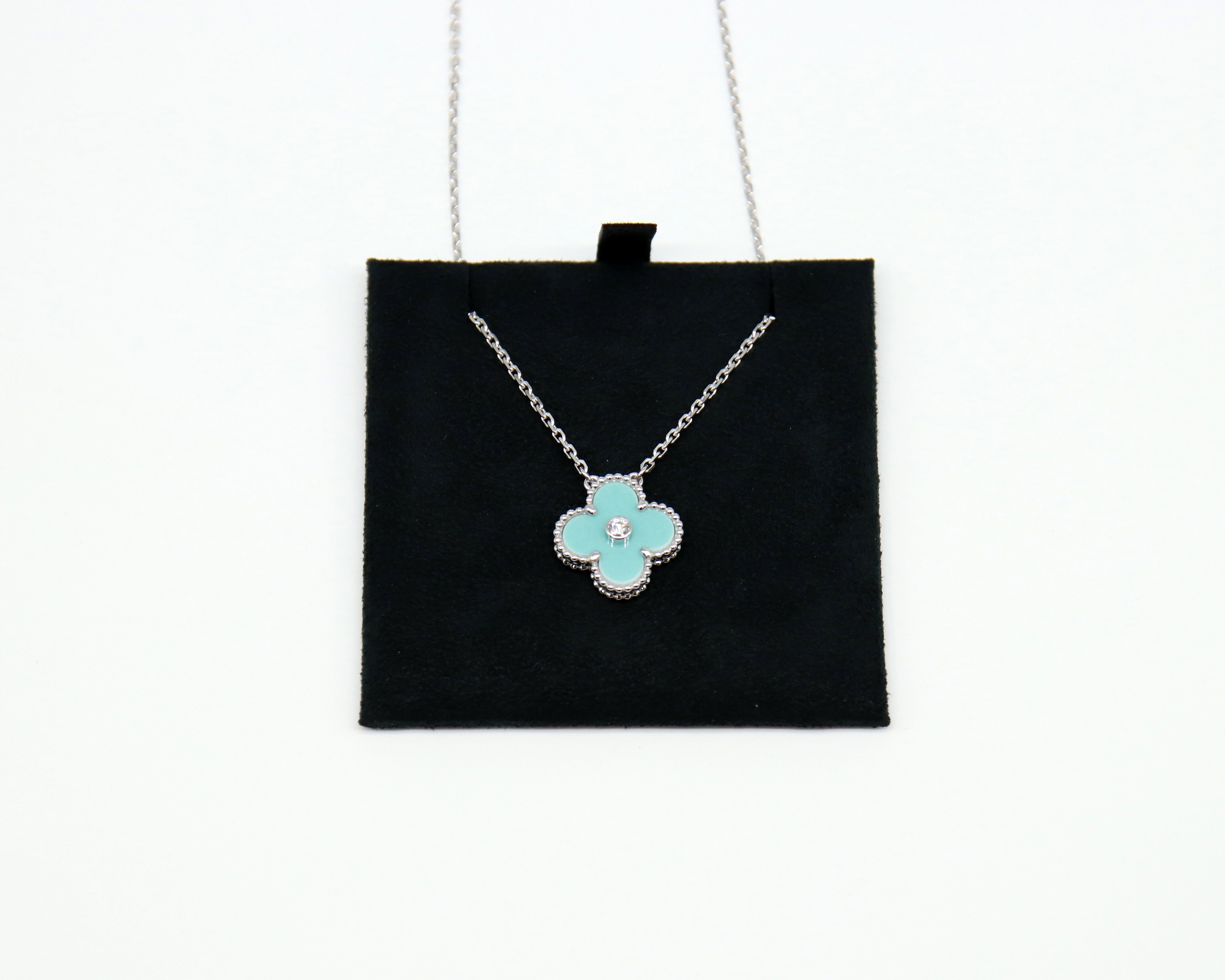 Van Cleef & Arpels Suspension de vacances vintage Alhambra