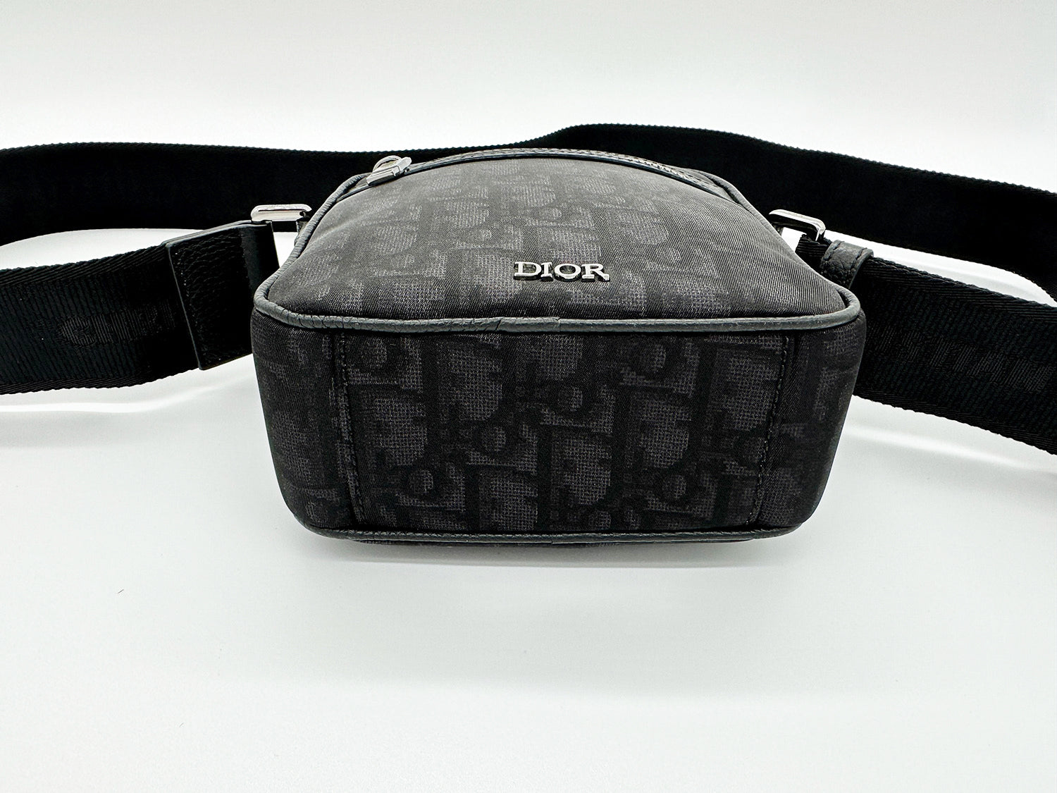 *RARO* Bolso mensajero Dior para hombre