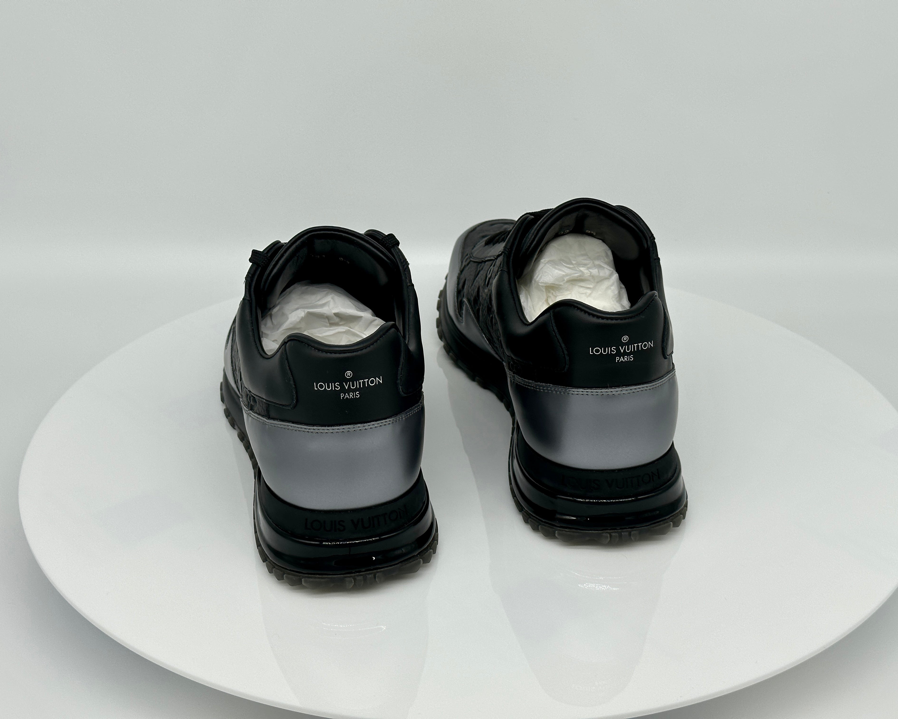 Louis Vuitton Baskets Run Away