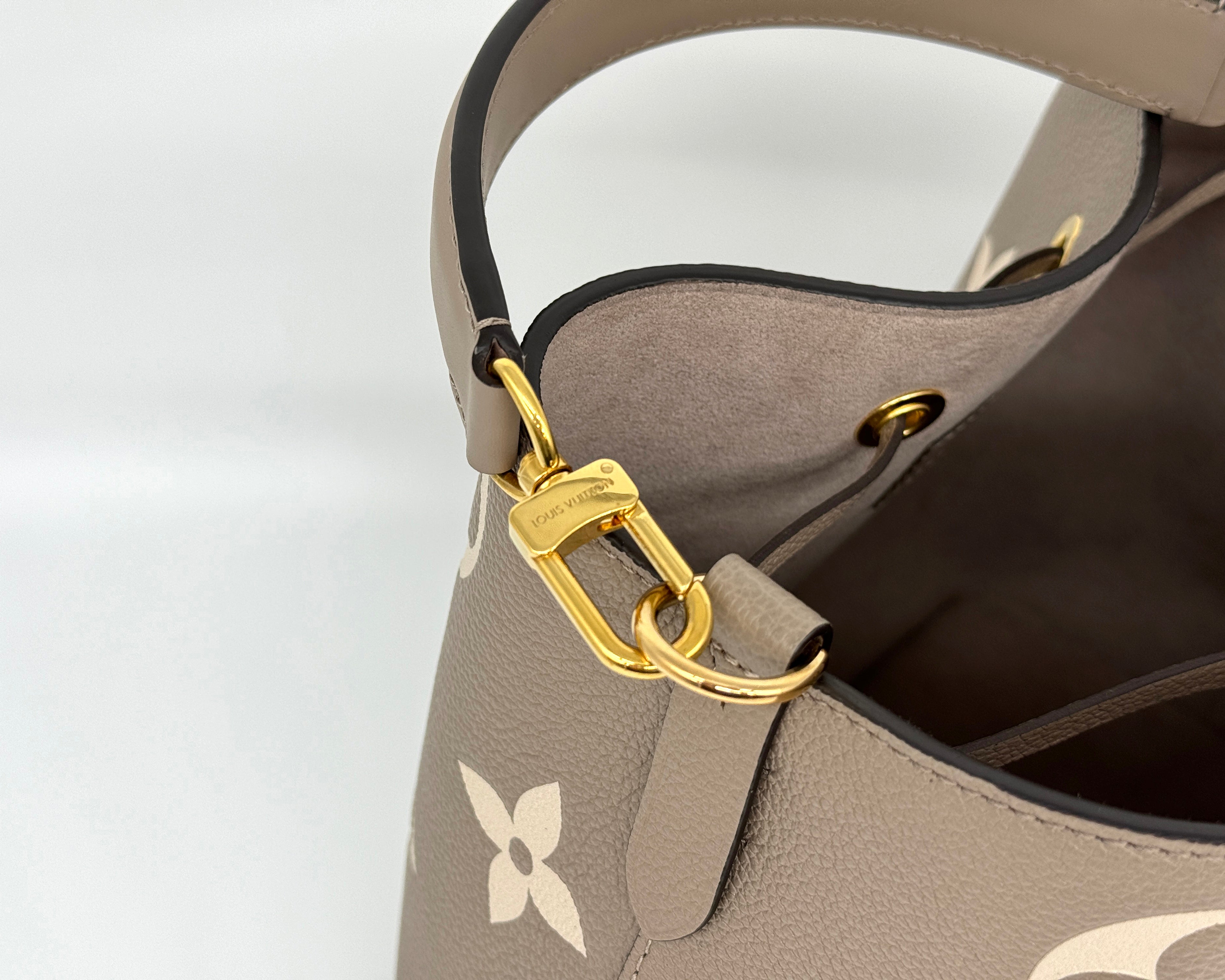 Louis Vuitton NeoNoe MM