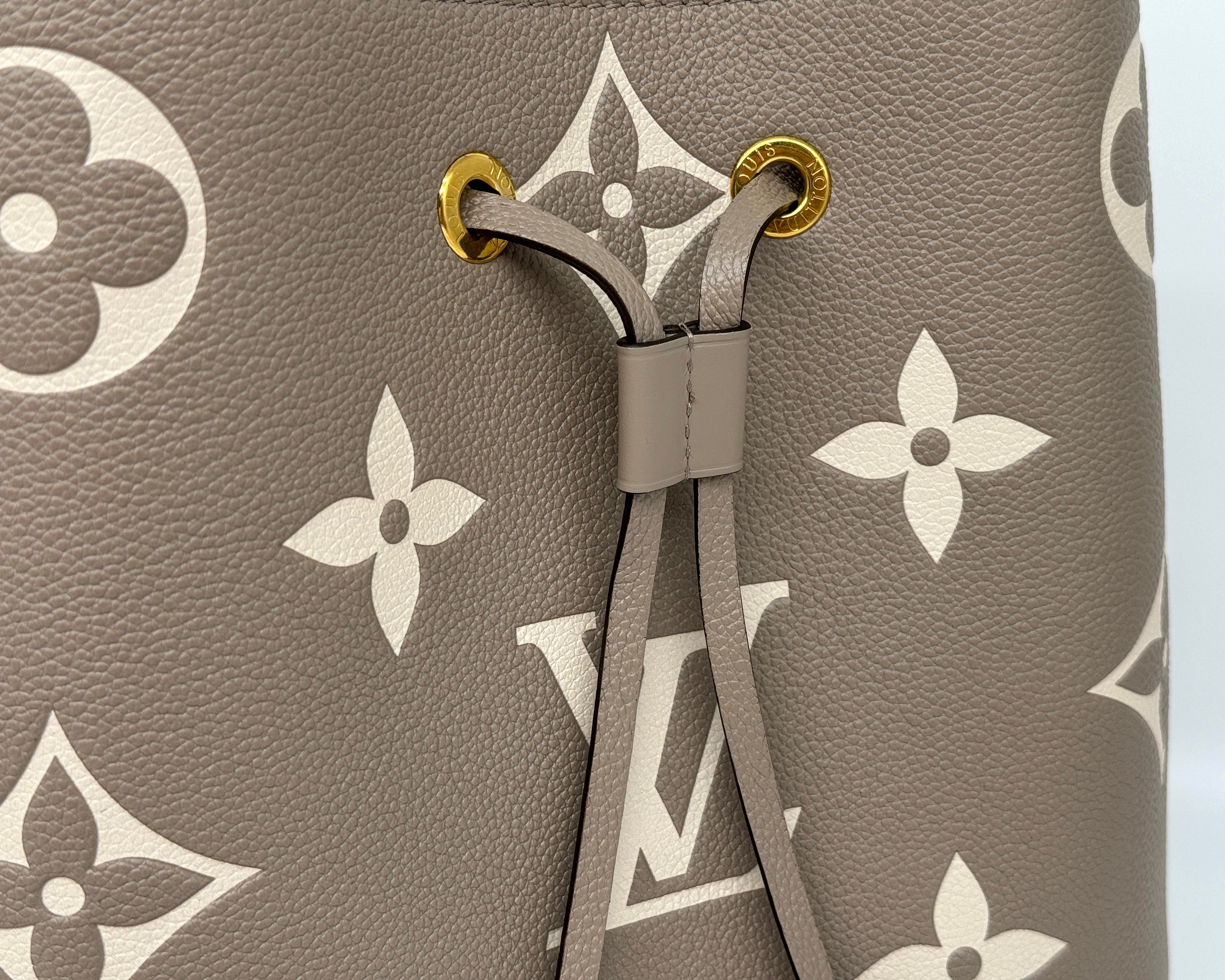 Louis Vuitton NeoNoe MM