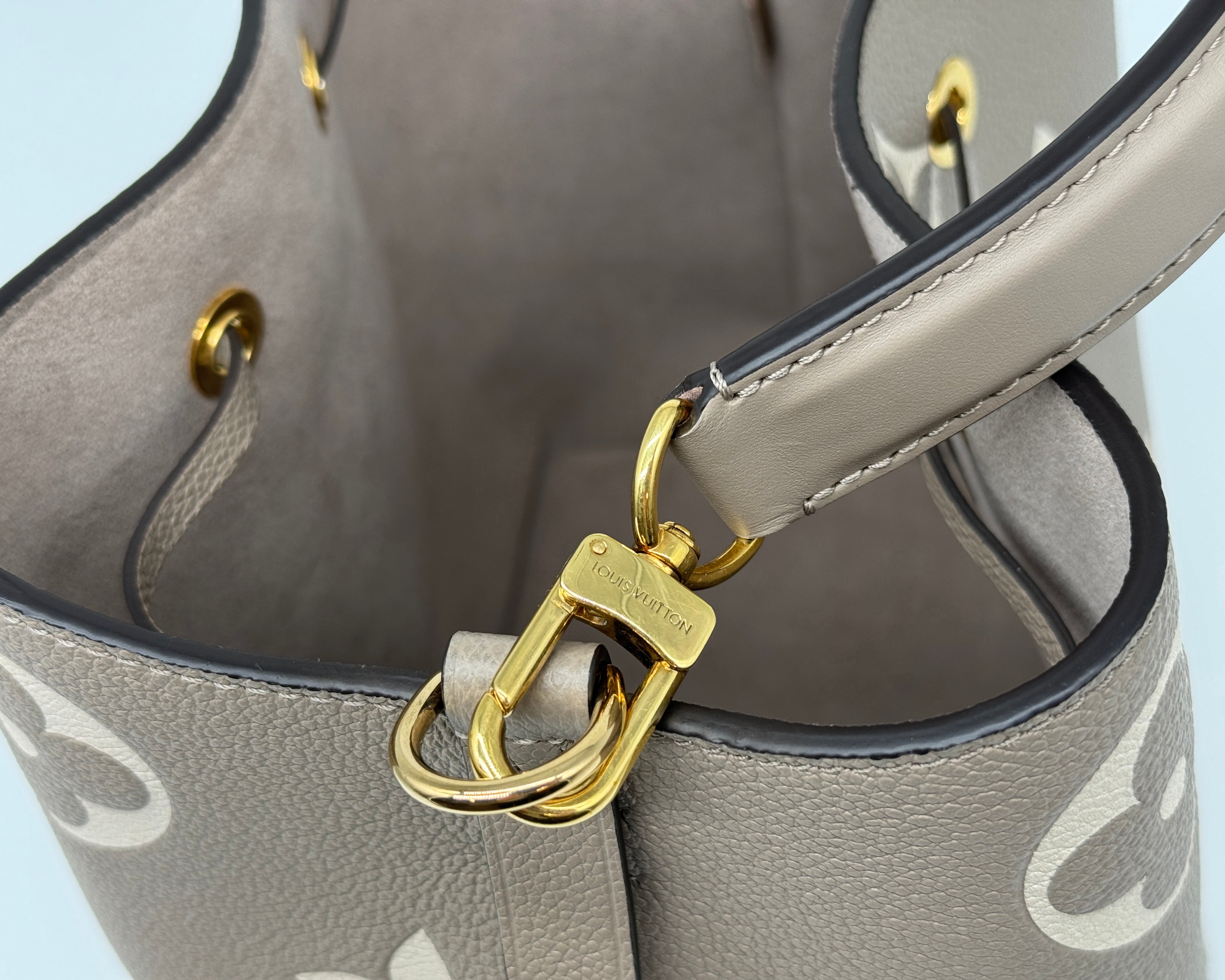 Louis Vuitton NeoNoe MM