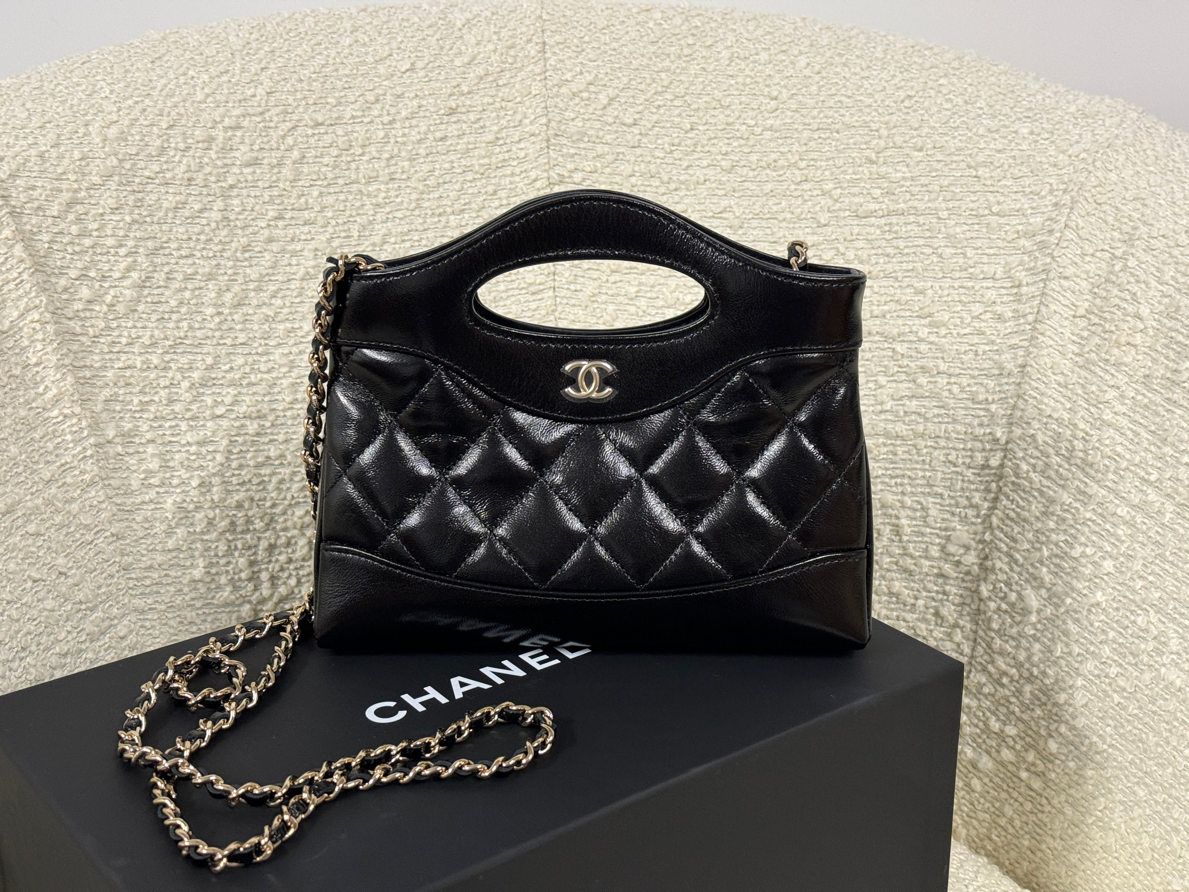 *HOT* Chanel Phone Holders with Chain 31 Nano Bag