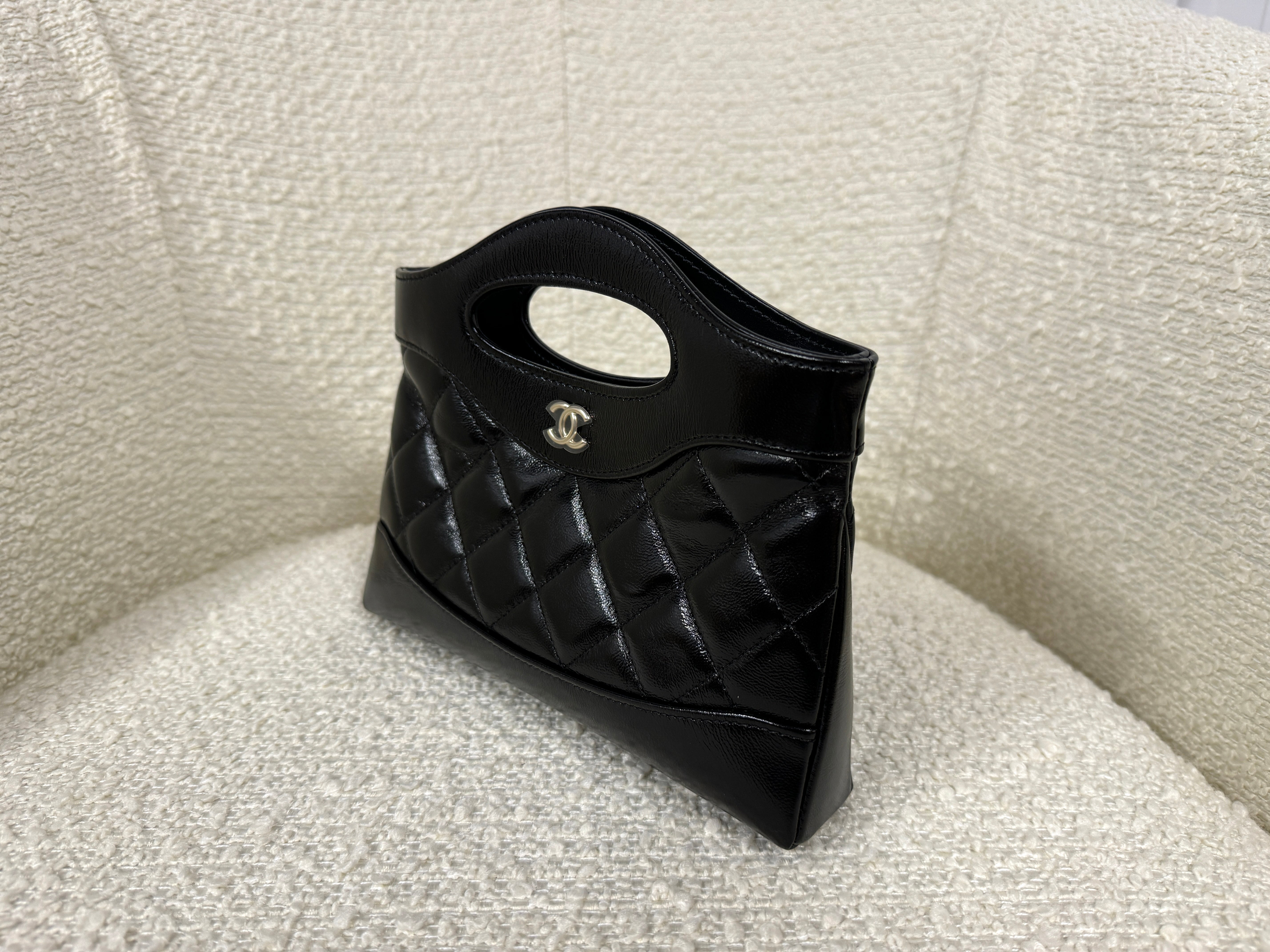 *HOT* Chanel Phone Holders with Chain 31 Nano Bag