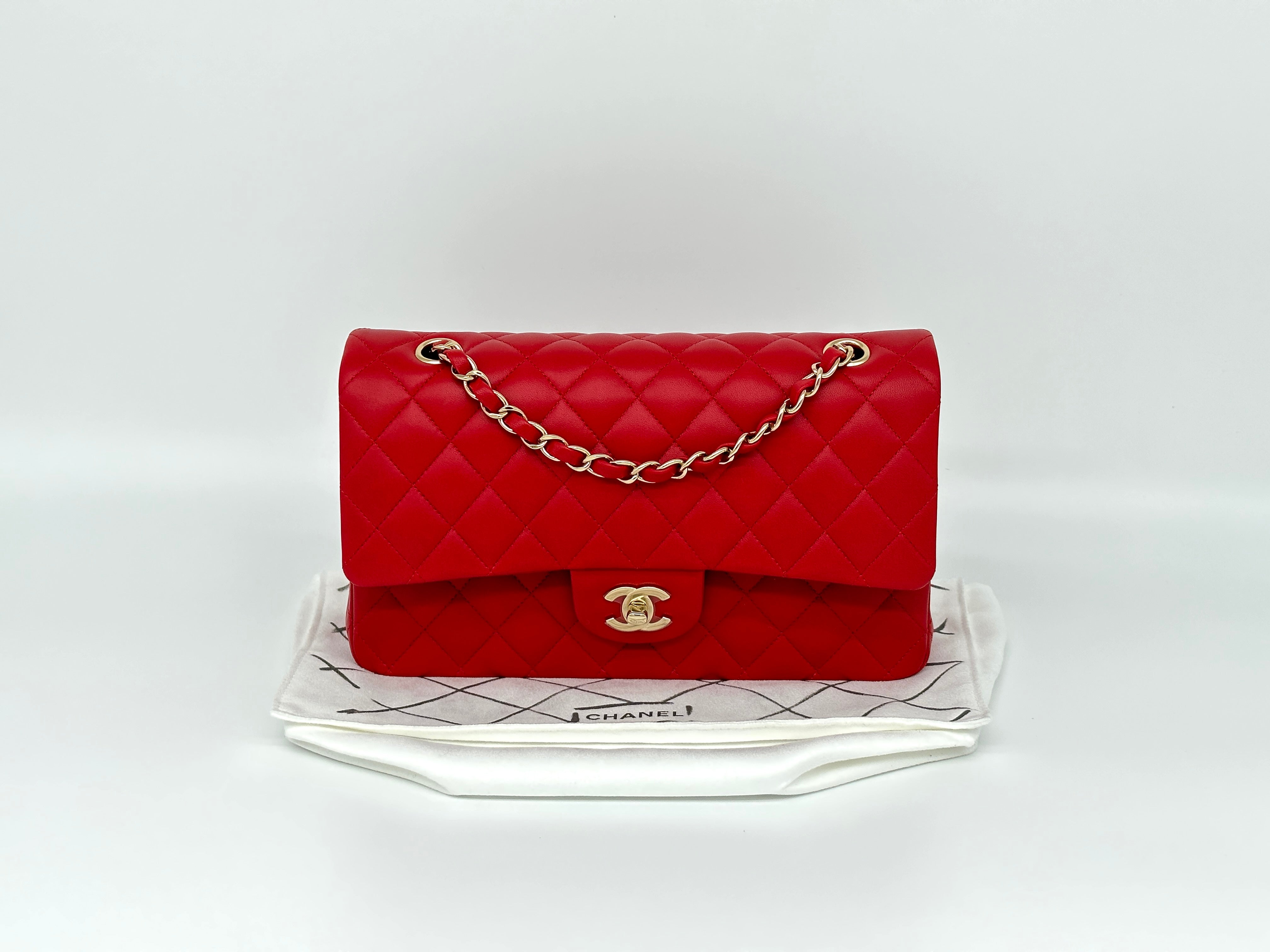 Sac à main à rabat classique moyen Chanel
