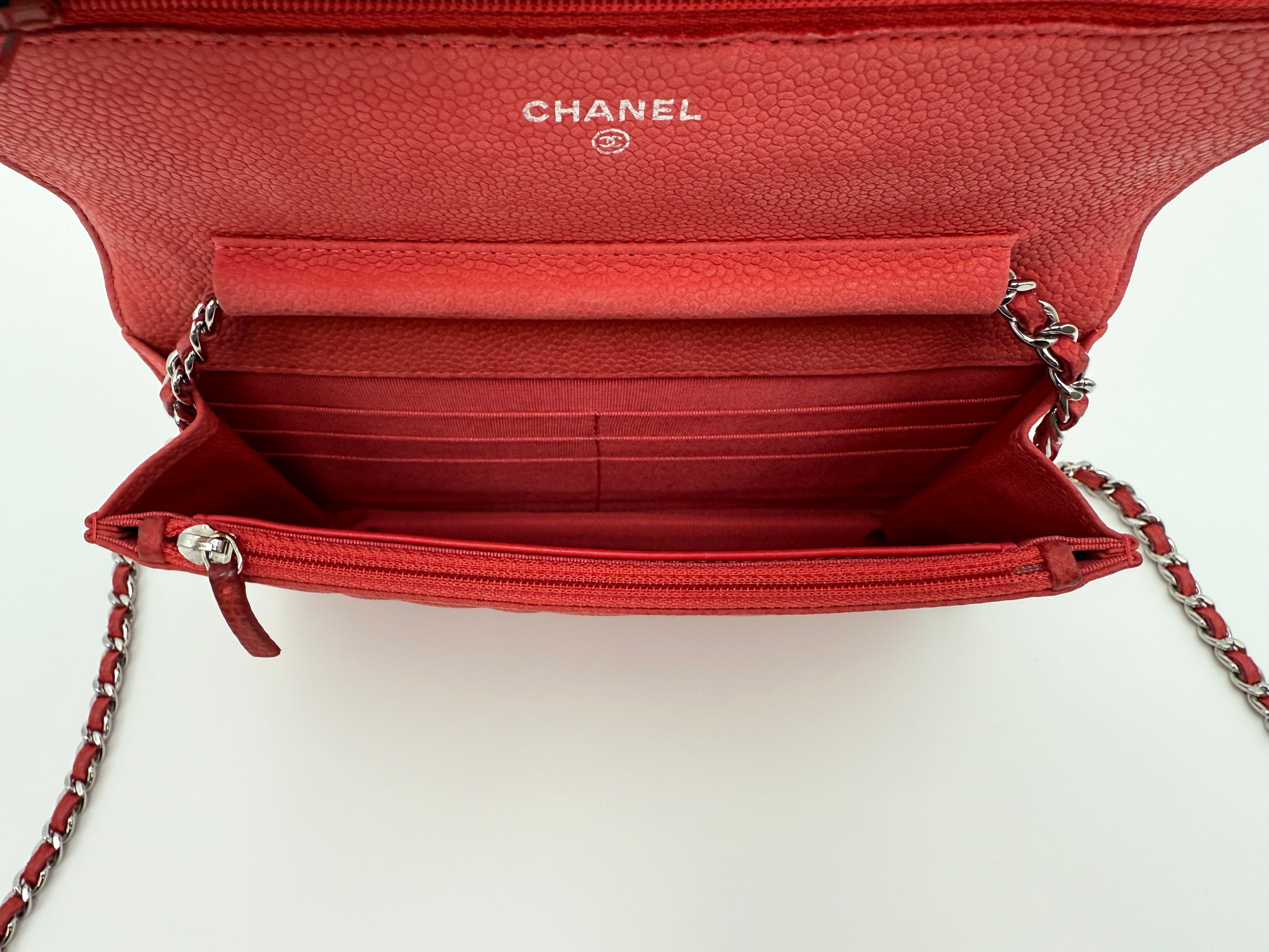 Chanel Classic Wallet on Chain