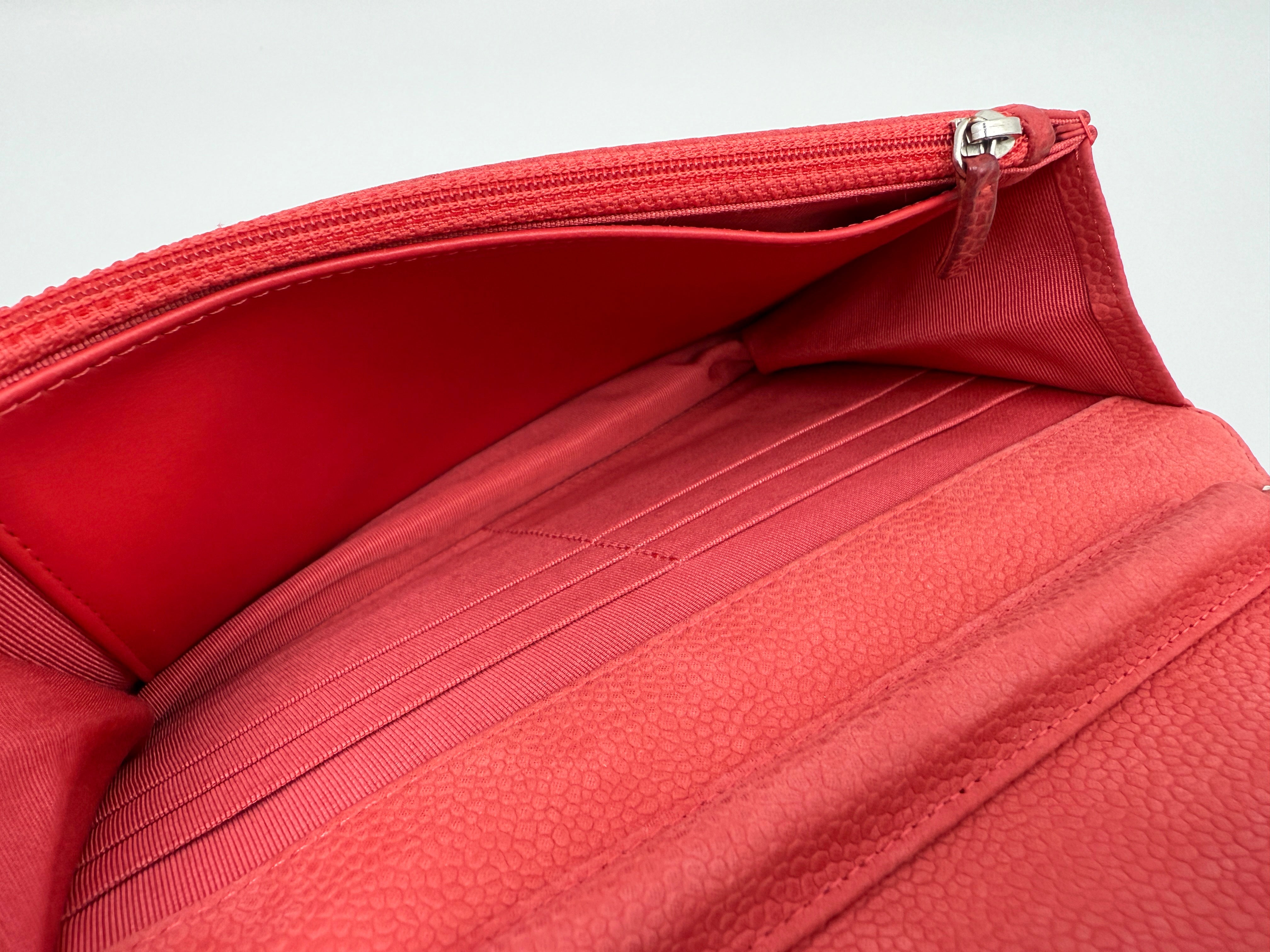 Chanel Classic Wallet on Chain