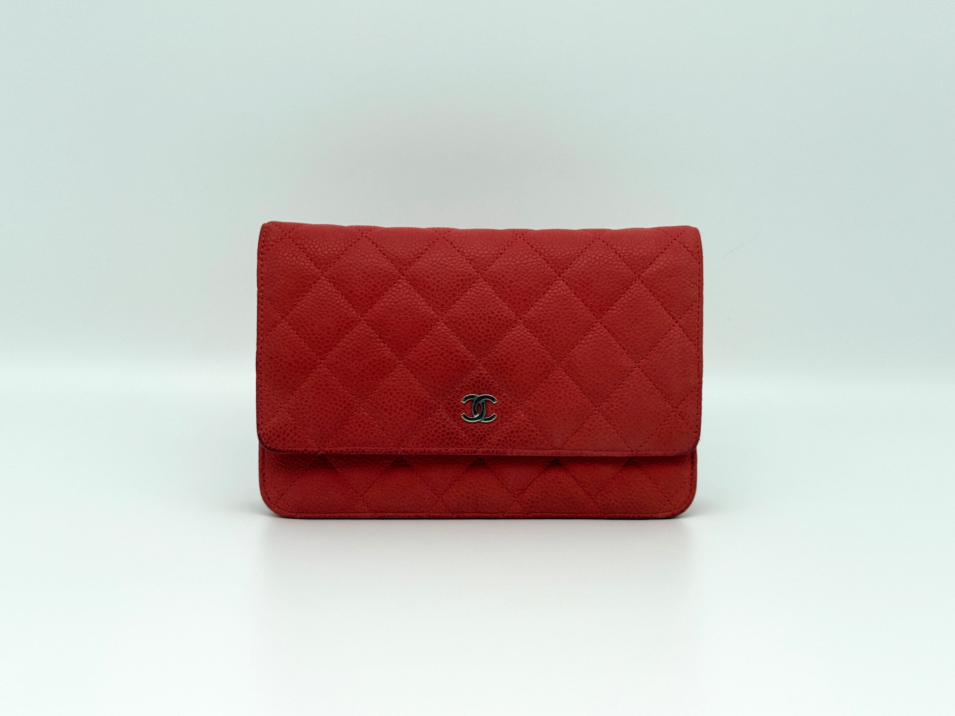 Chanel Classic Wallet on Chain