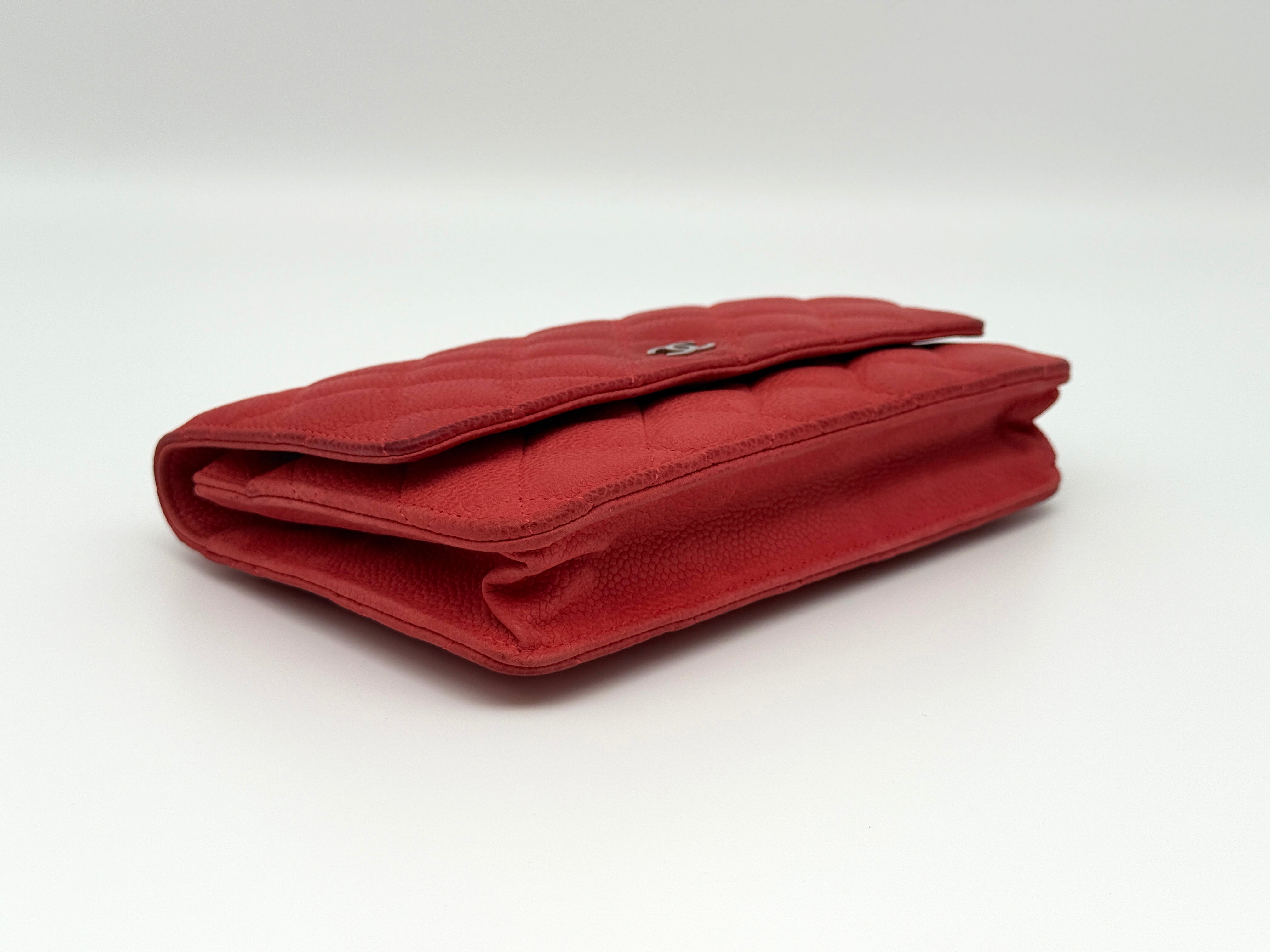 Chanel Classic Wallet on Chain