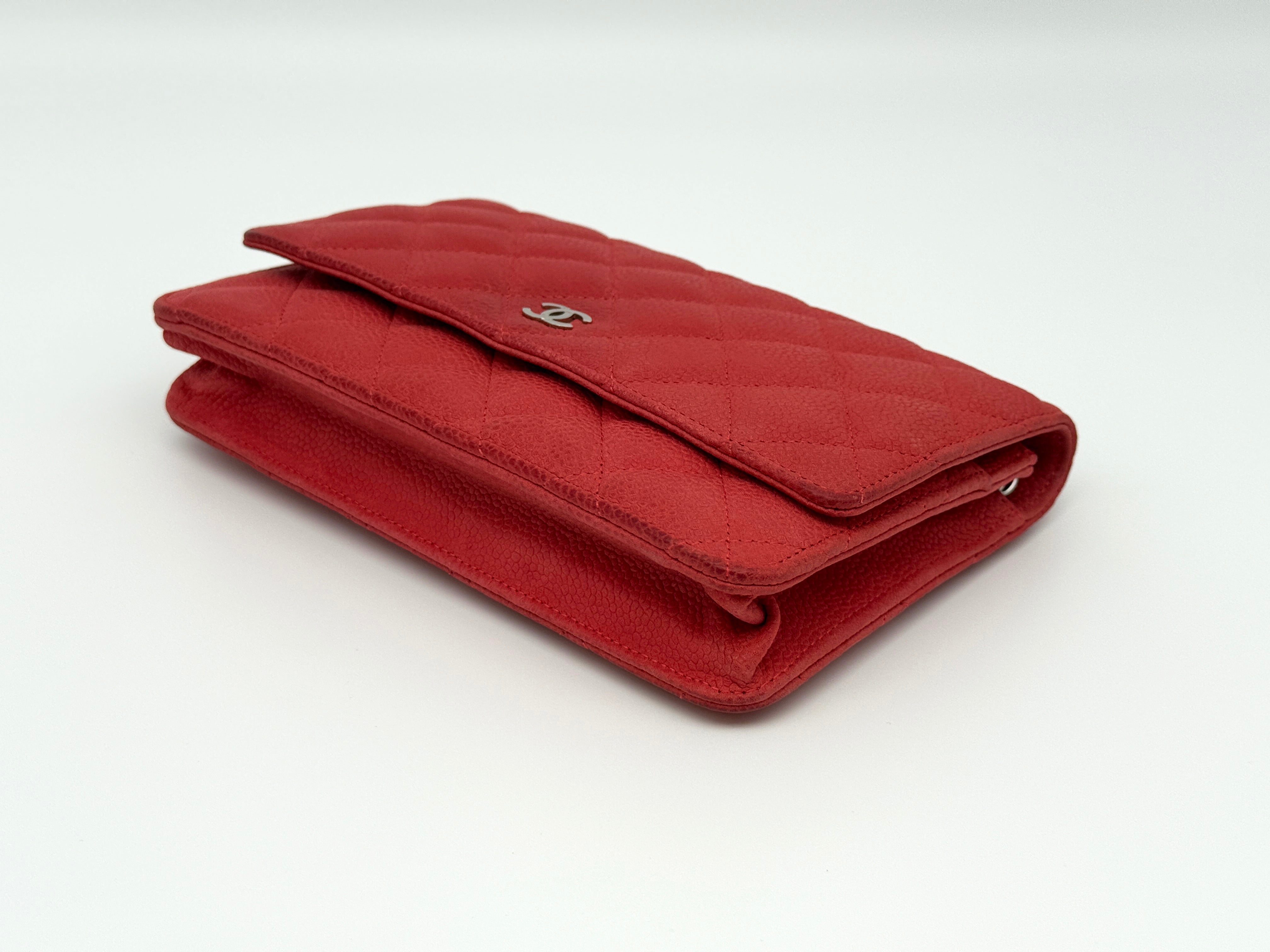 Chanel Classic Wallet on Chain