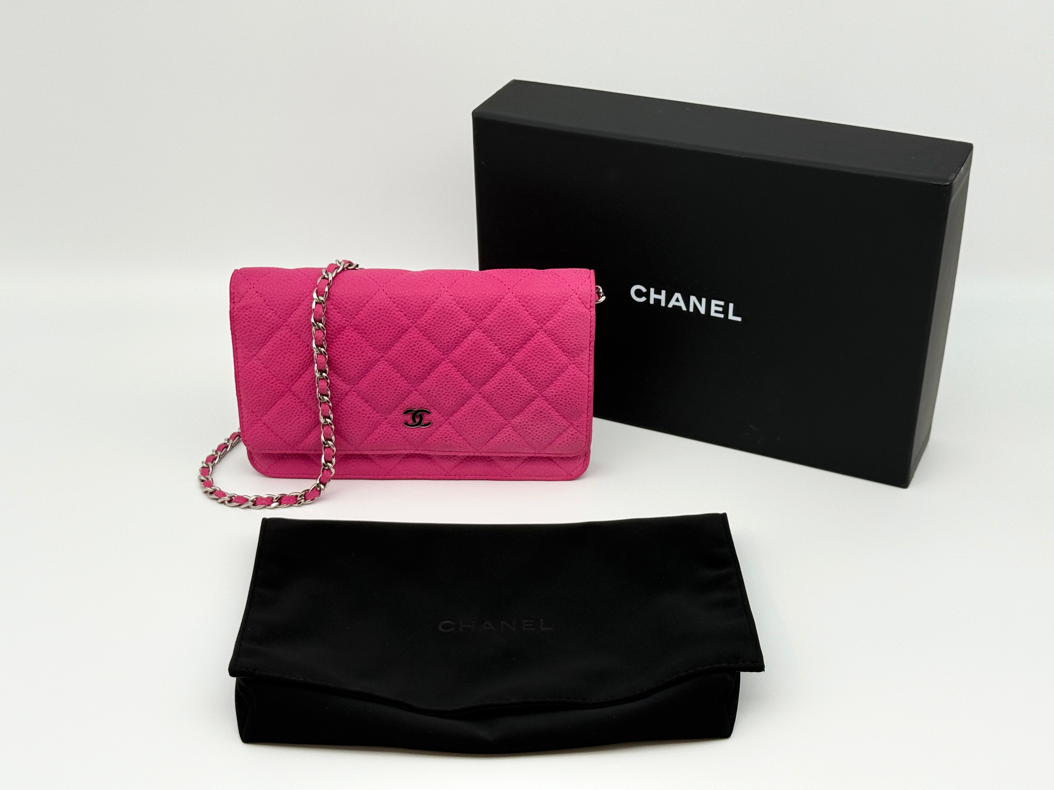 Chanel Classic Wallet on Chain