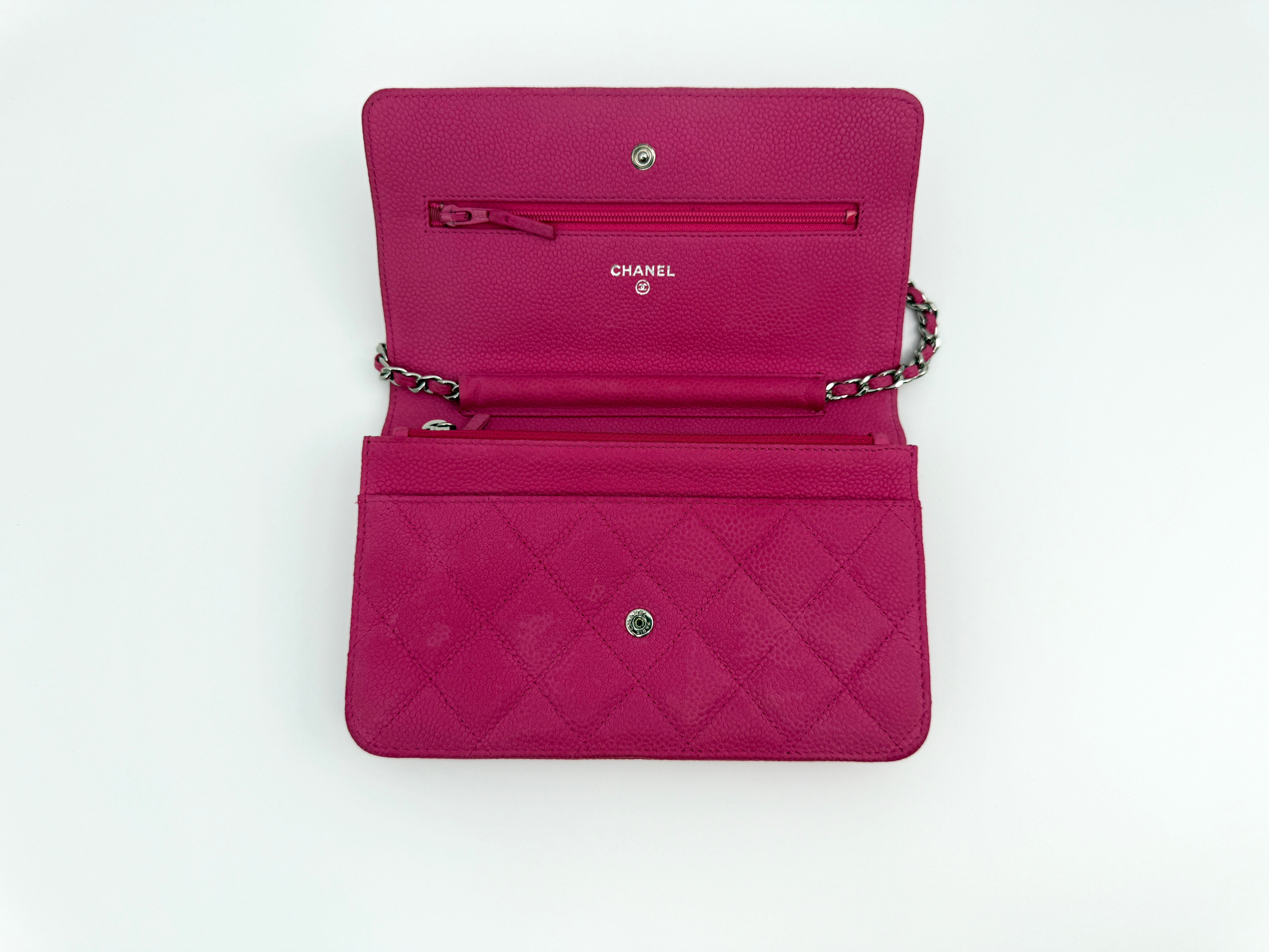 Chanel Classic Wallet on Chain