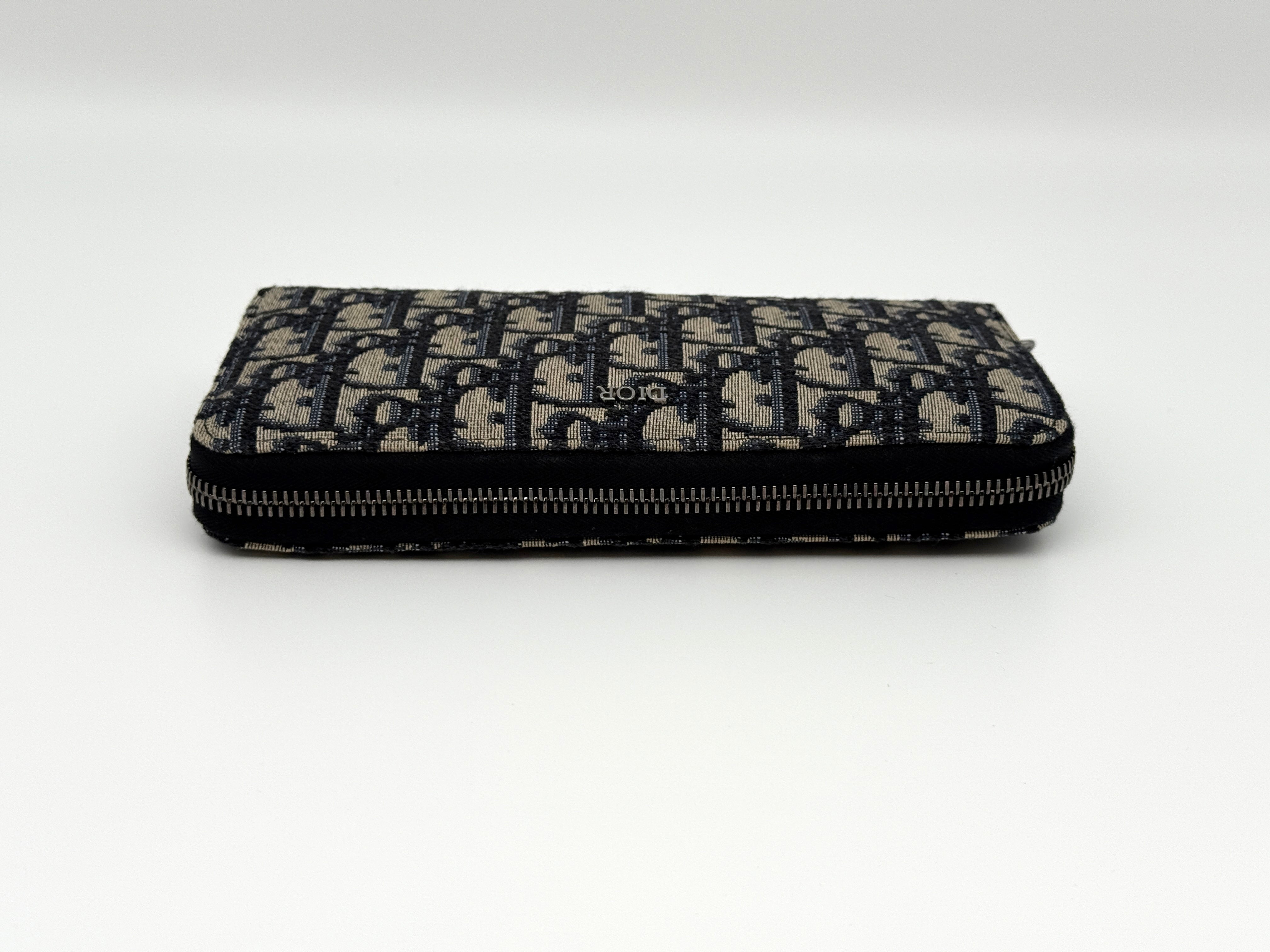 Dior Men's Zipped Long Wallet