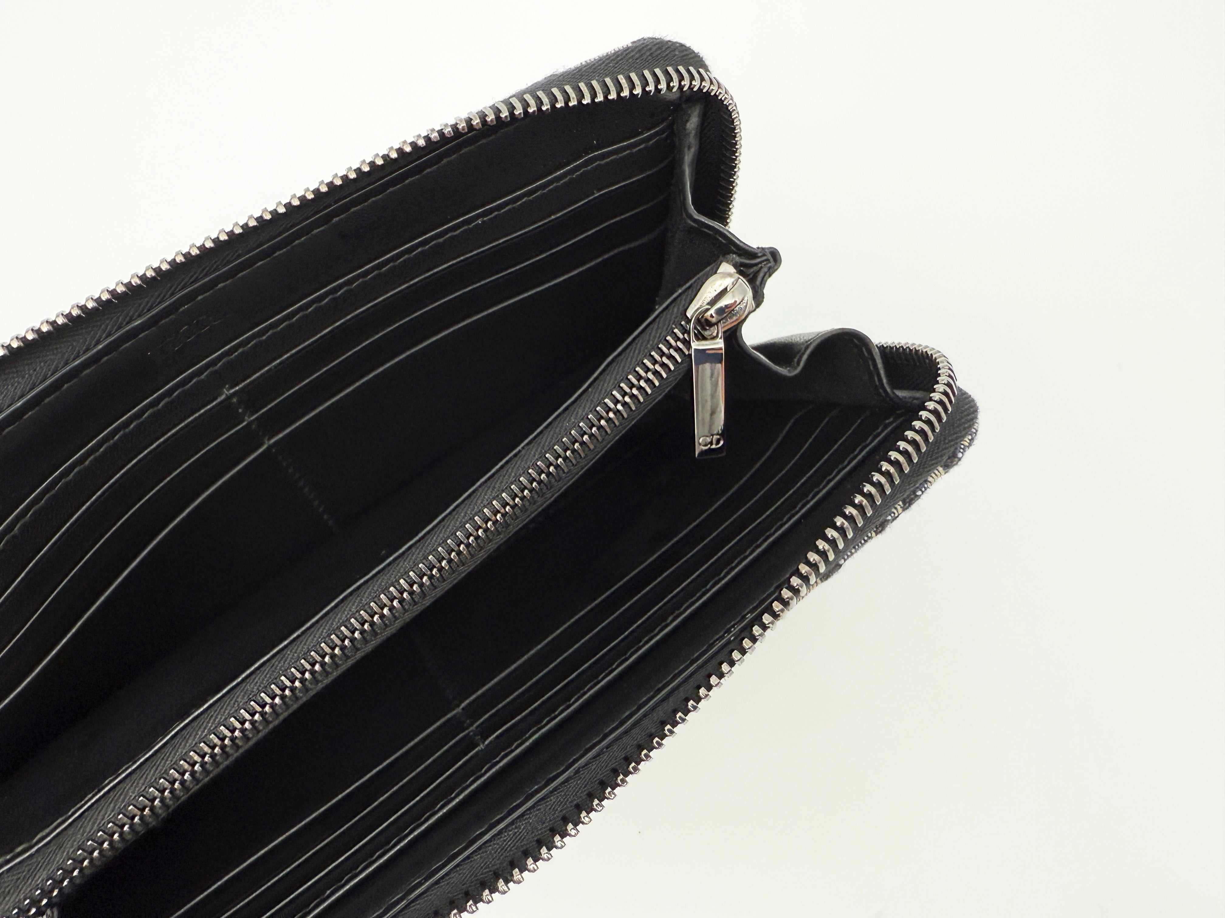 Dior Men's Zipped Long Wallet