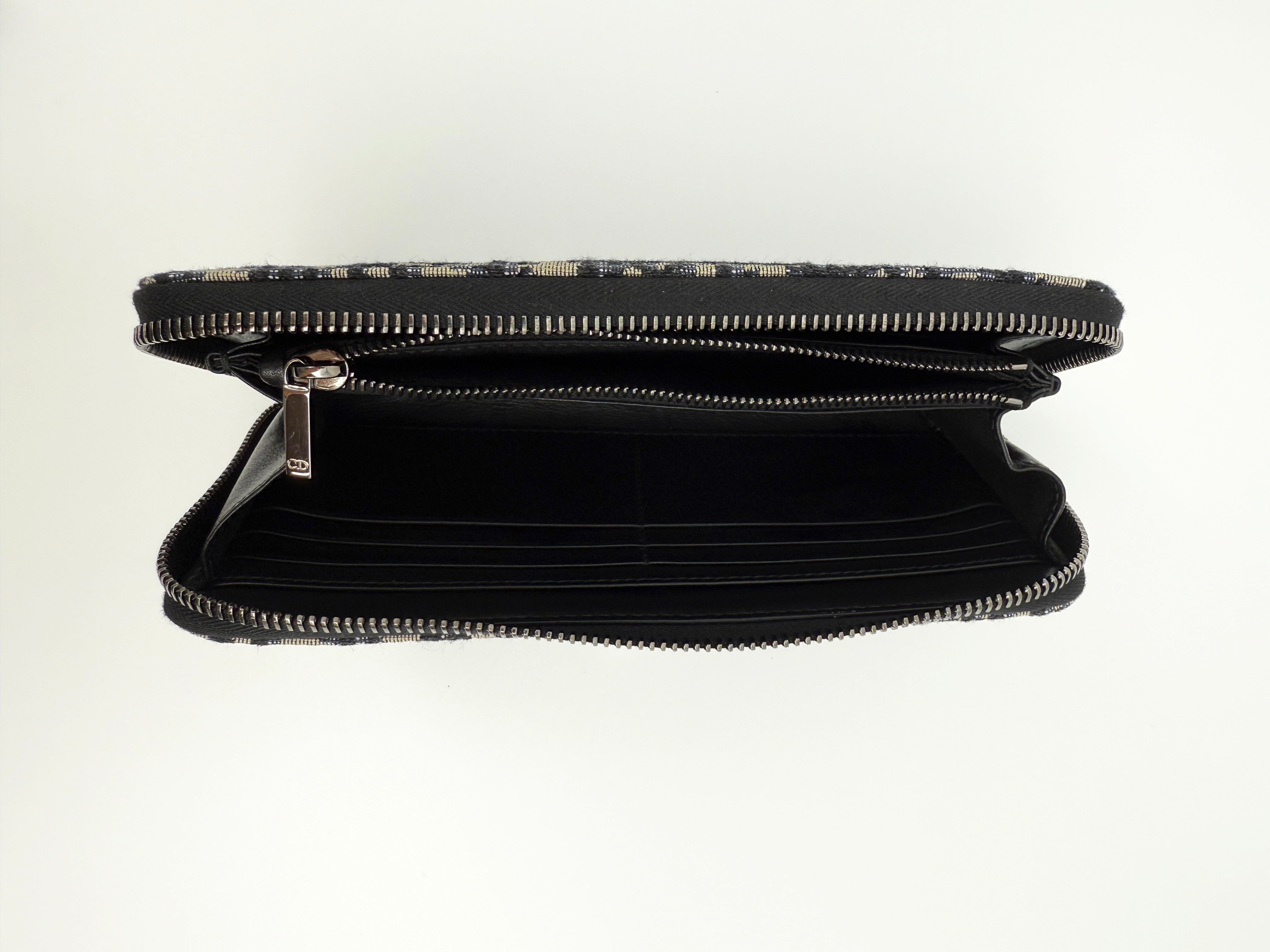 Dior Men's Zipped Long Wallet