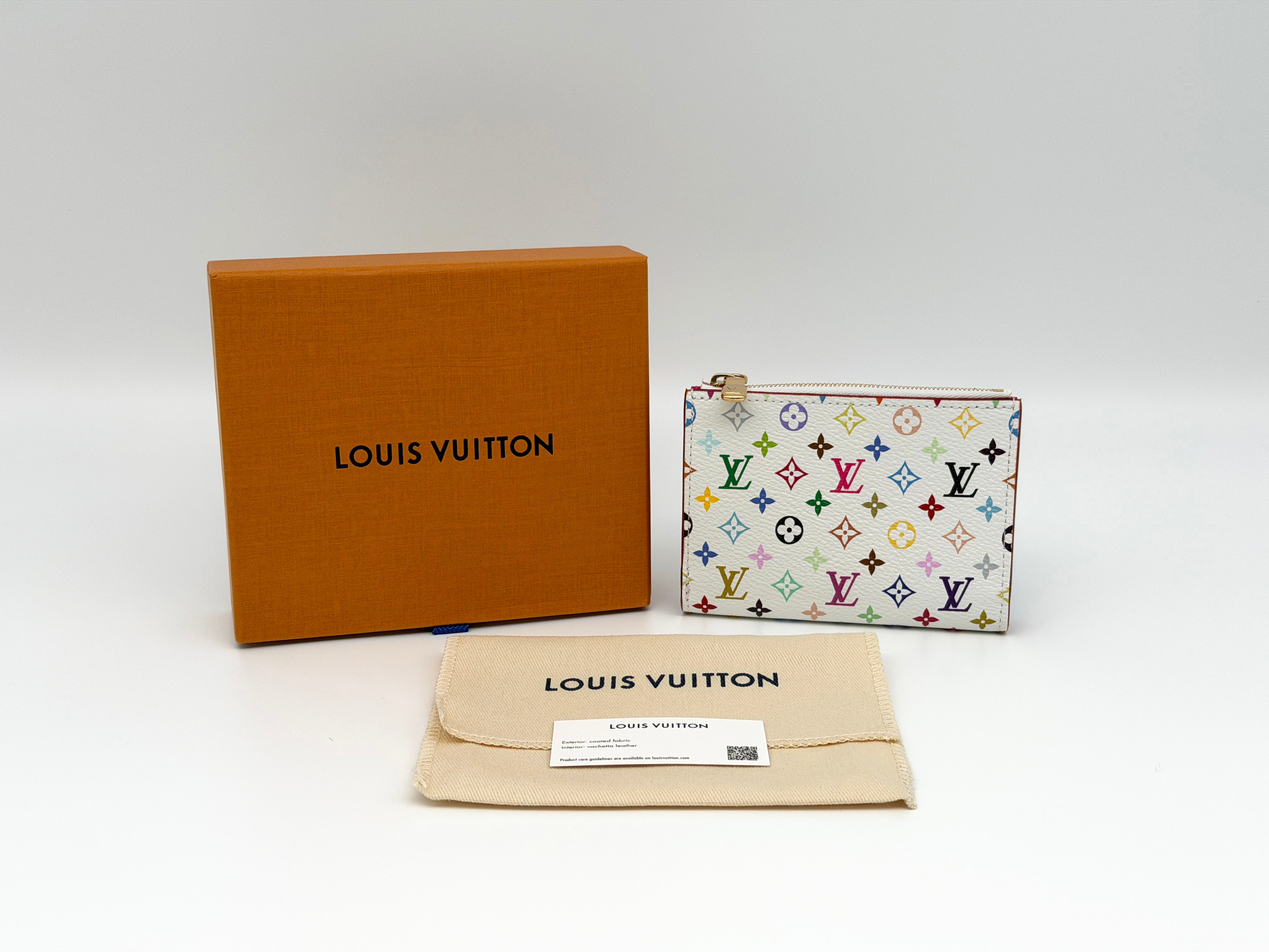Louis Vuitton Lisa Wallet