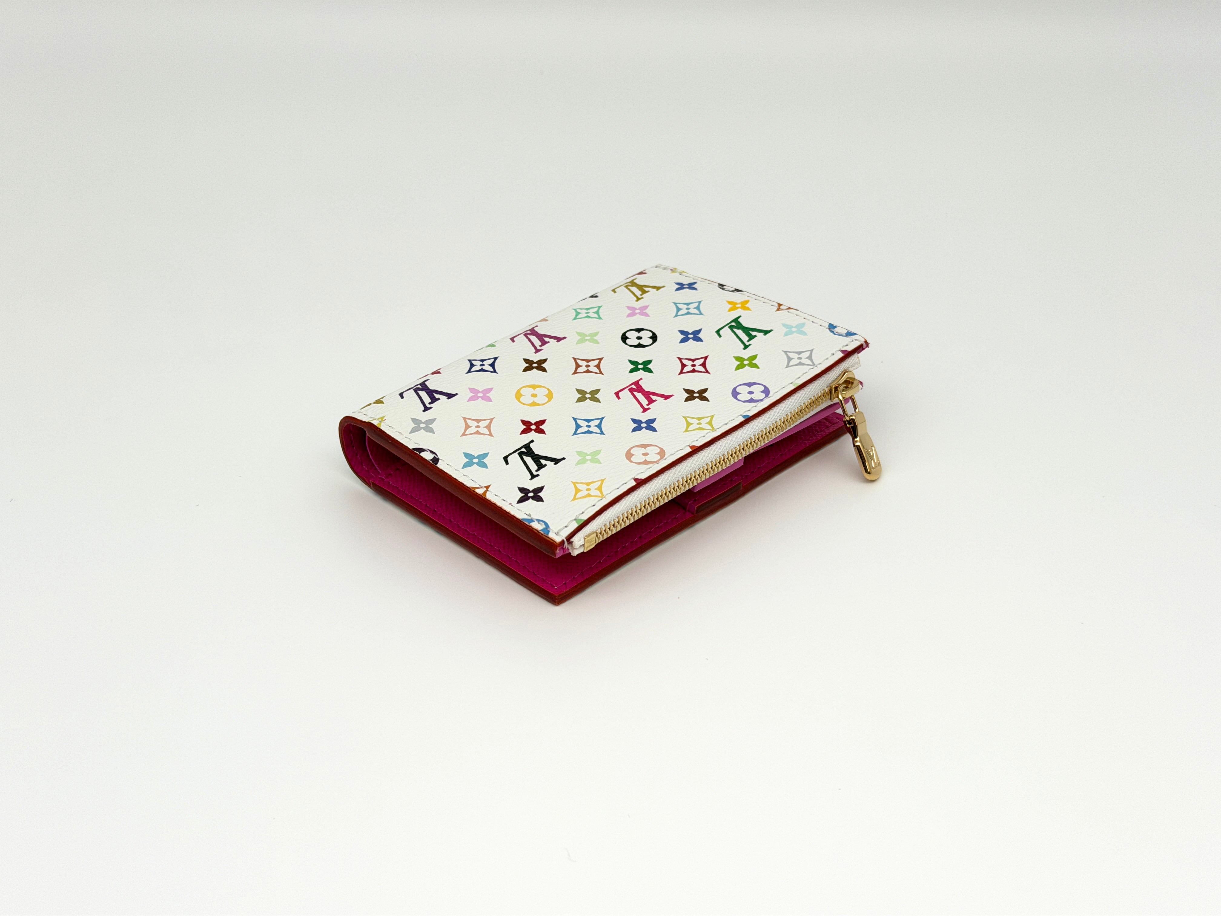 Louis Vuitton Lisa Wallet