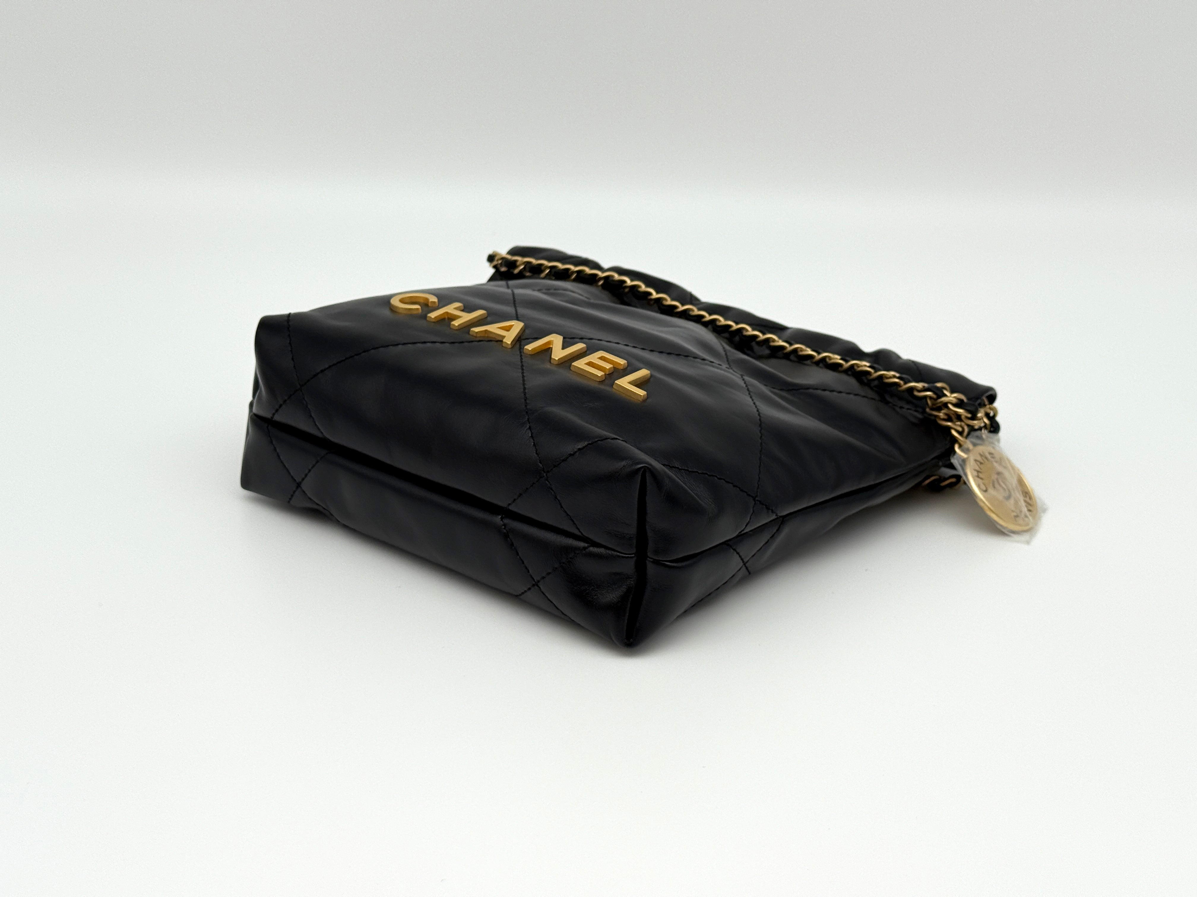 Chanel 22 Mini Handbag