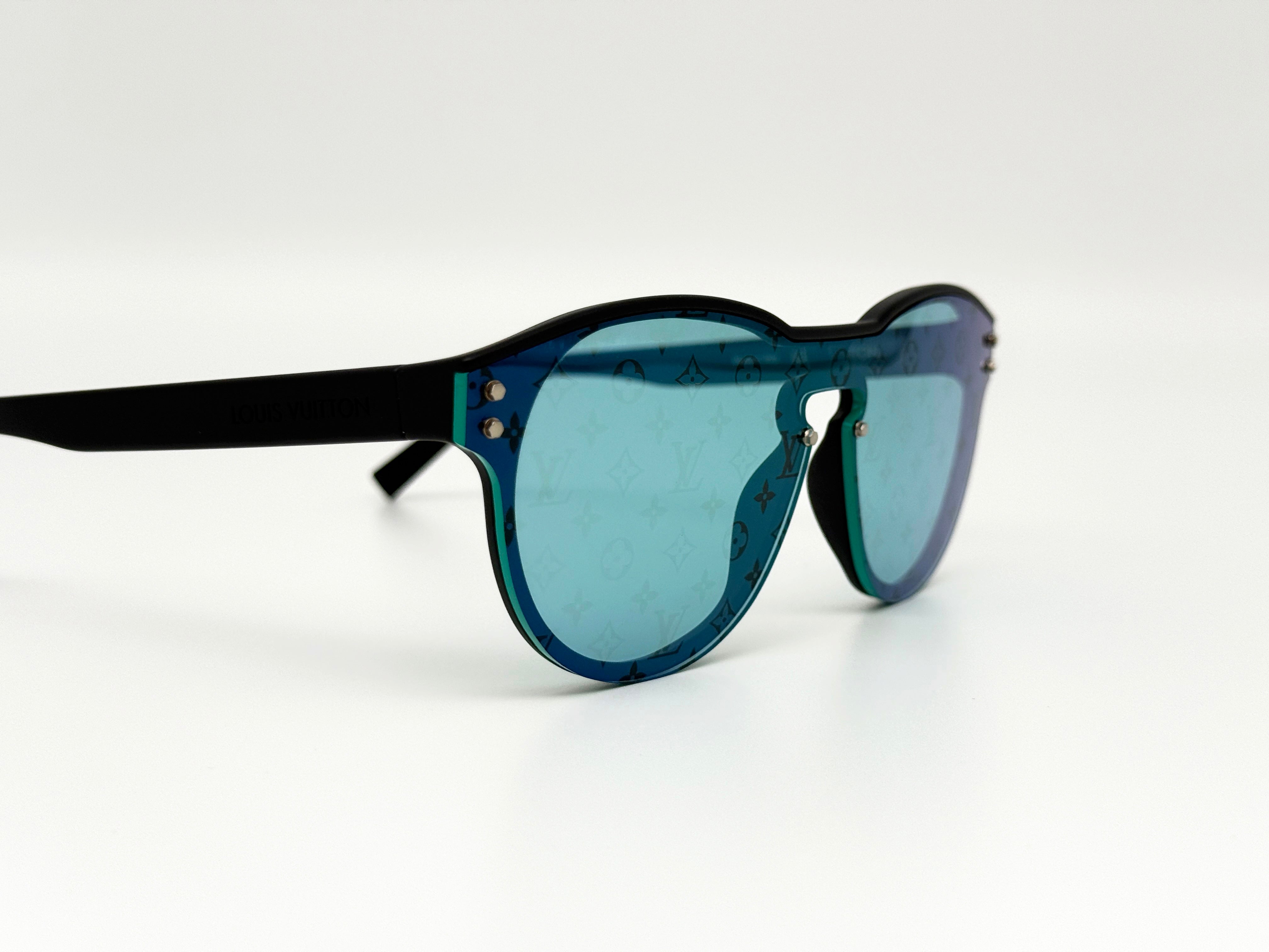 Louis Vuitton Waimea Round Sunglasses
