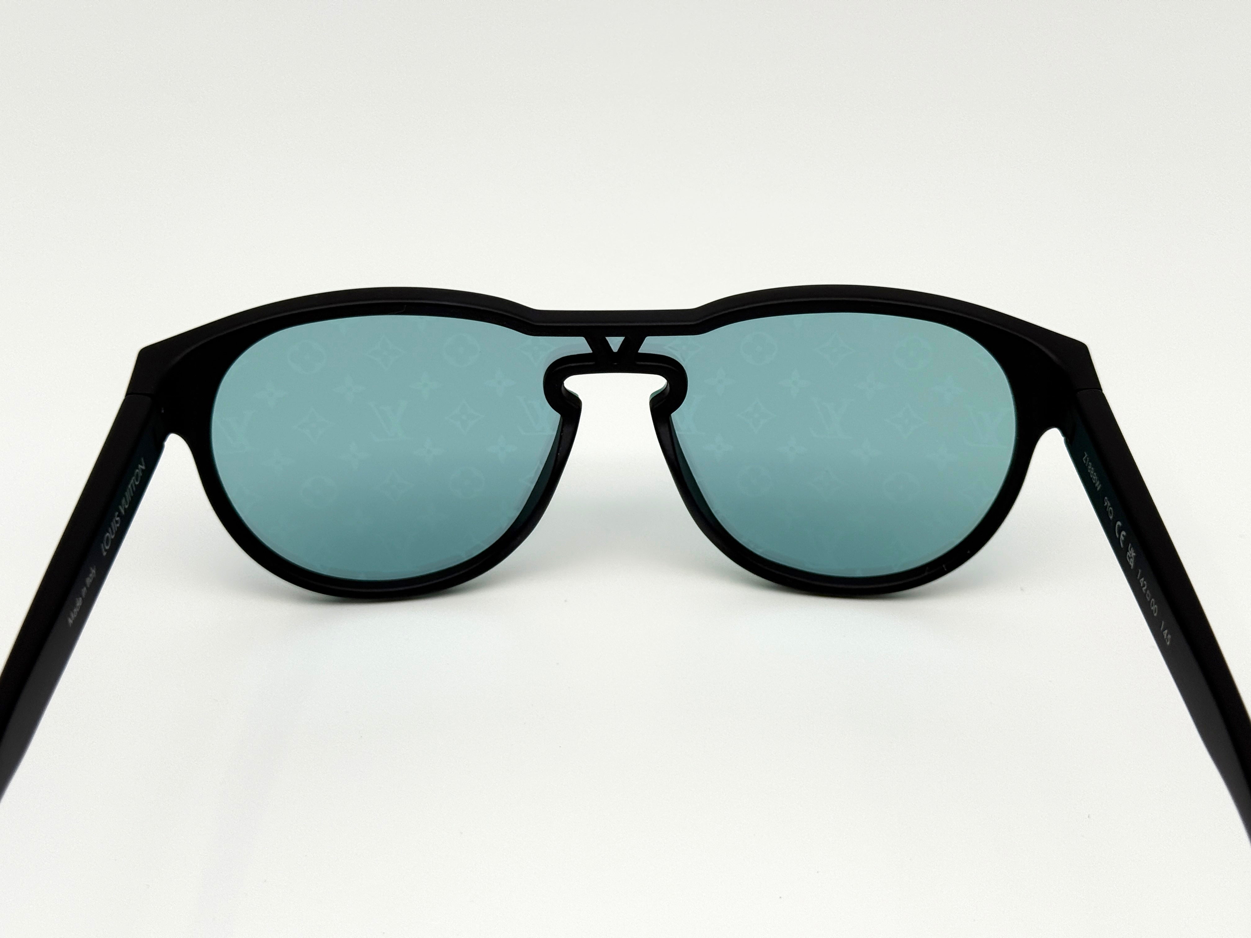 Louis Vuitton Waimea Round Sunglasses