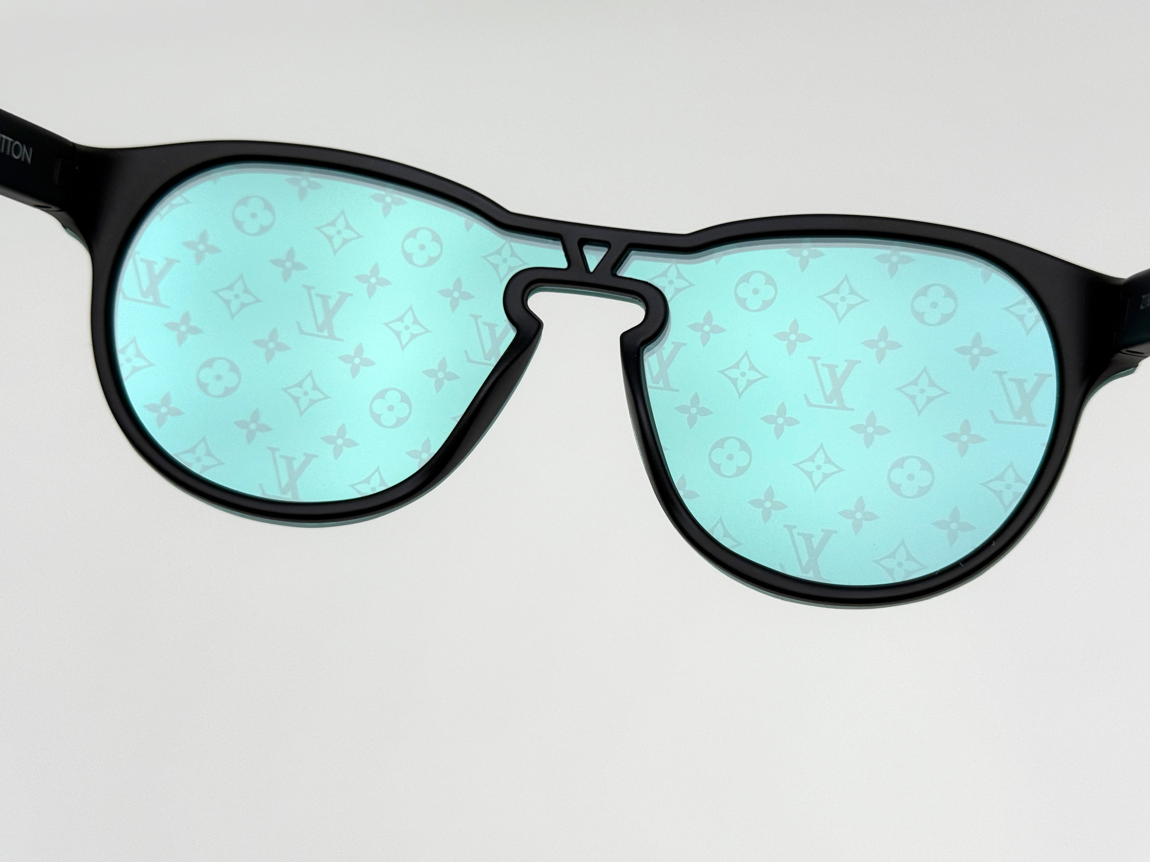 Louis Vuitton Waimea Round Sunglasses