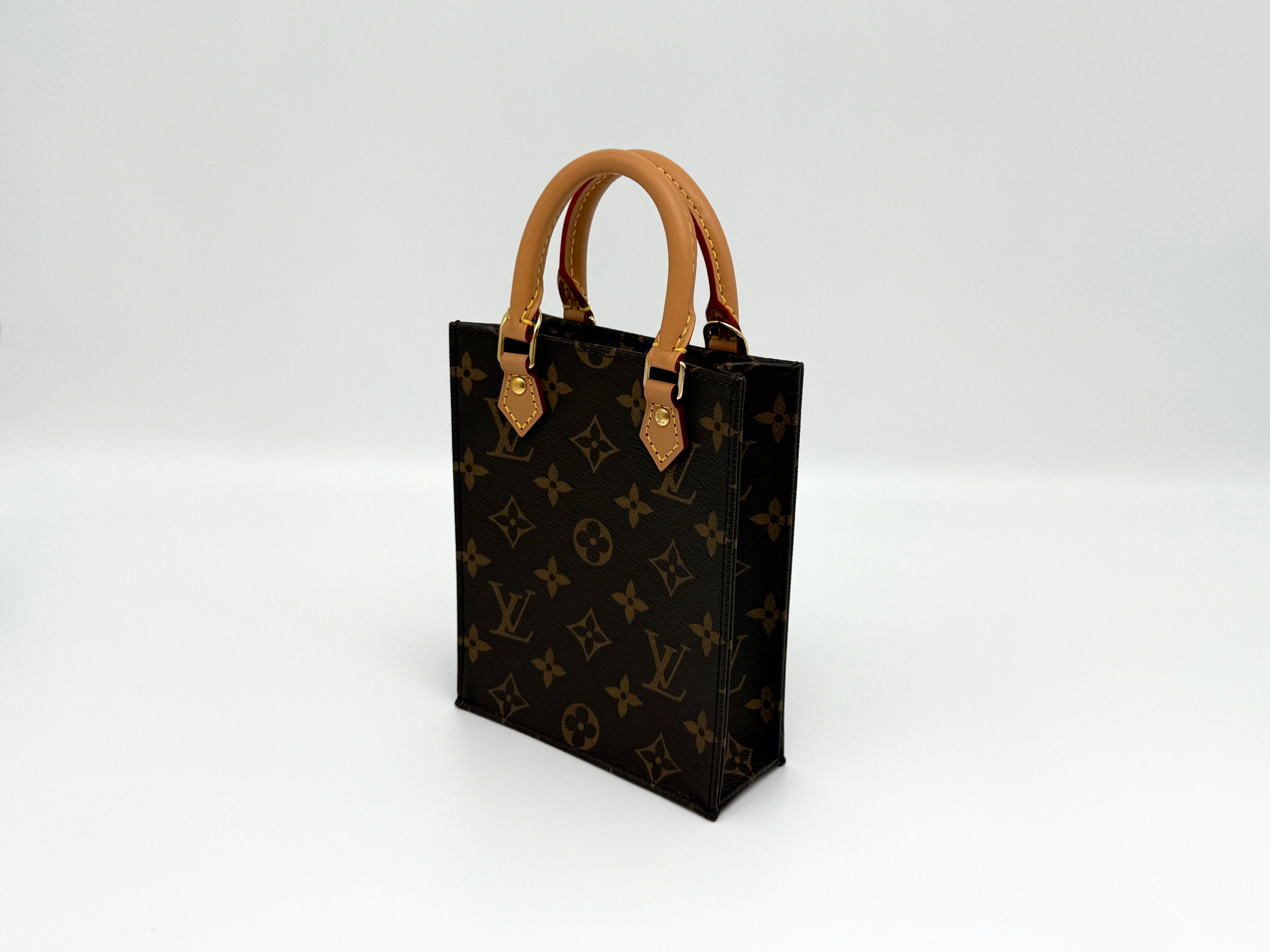 Louis Vuitton Petit Sac Plat