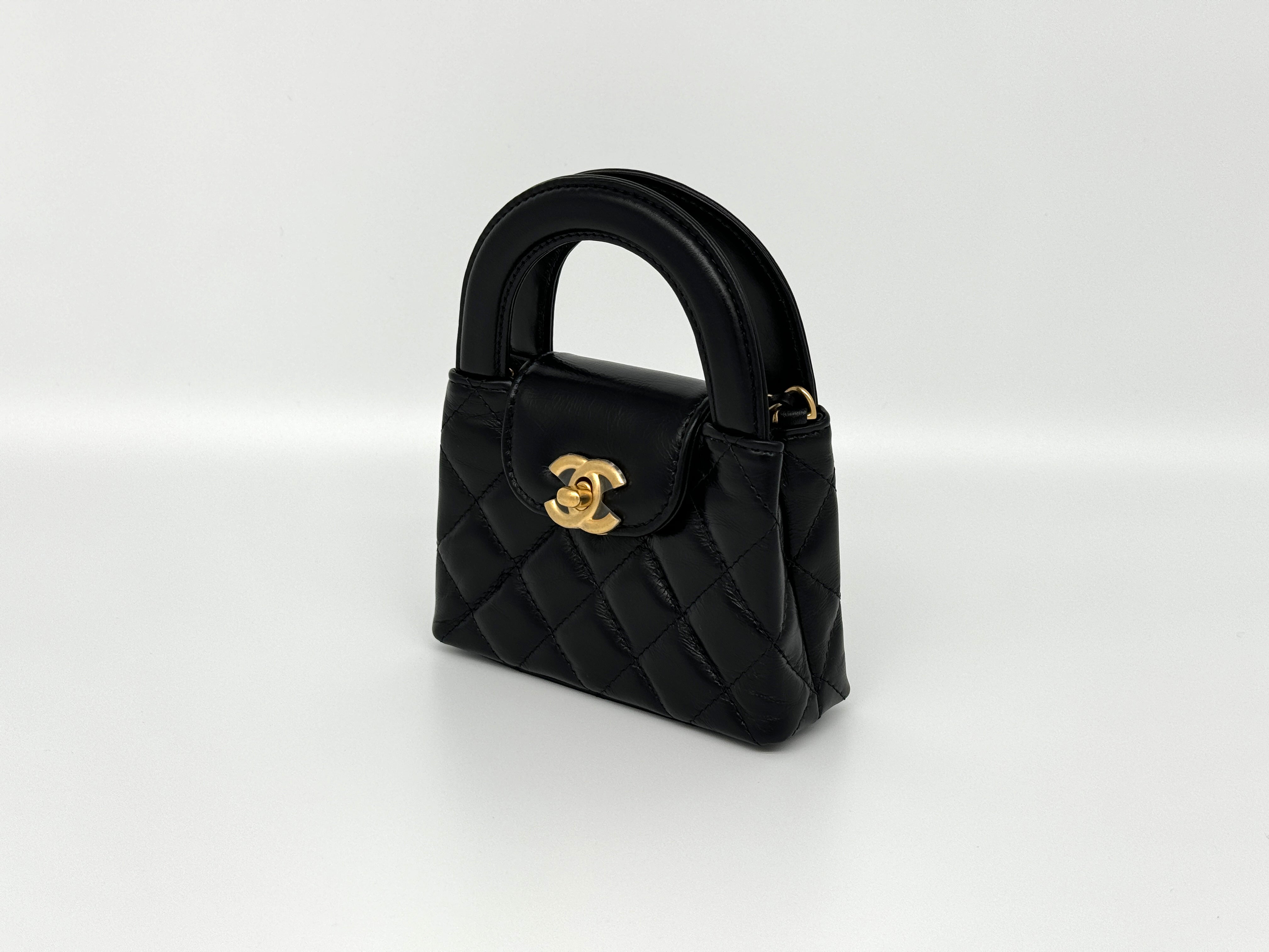 *CHAUD* Chanel Mini Shopper Nano Kelly