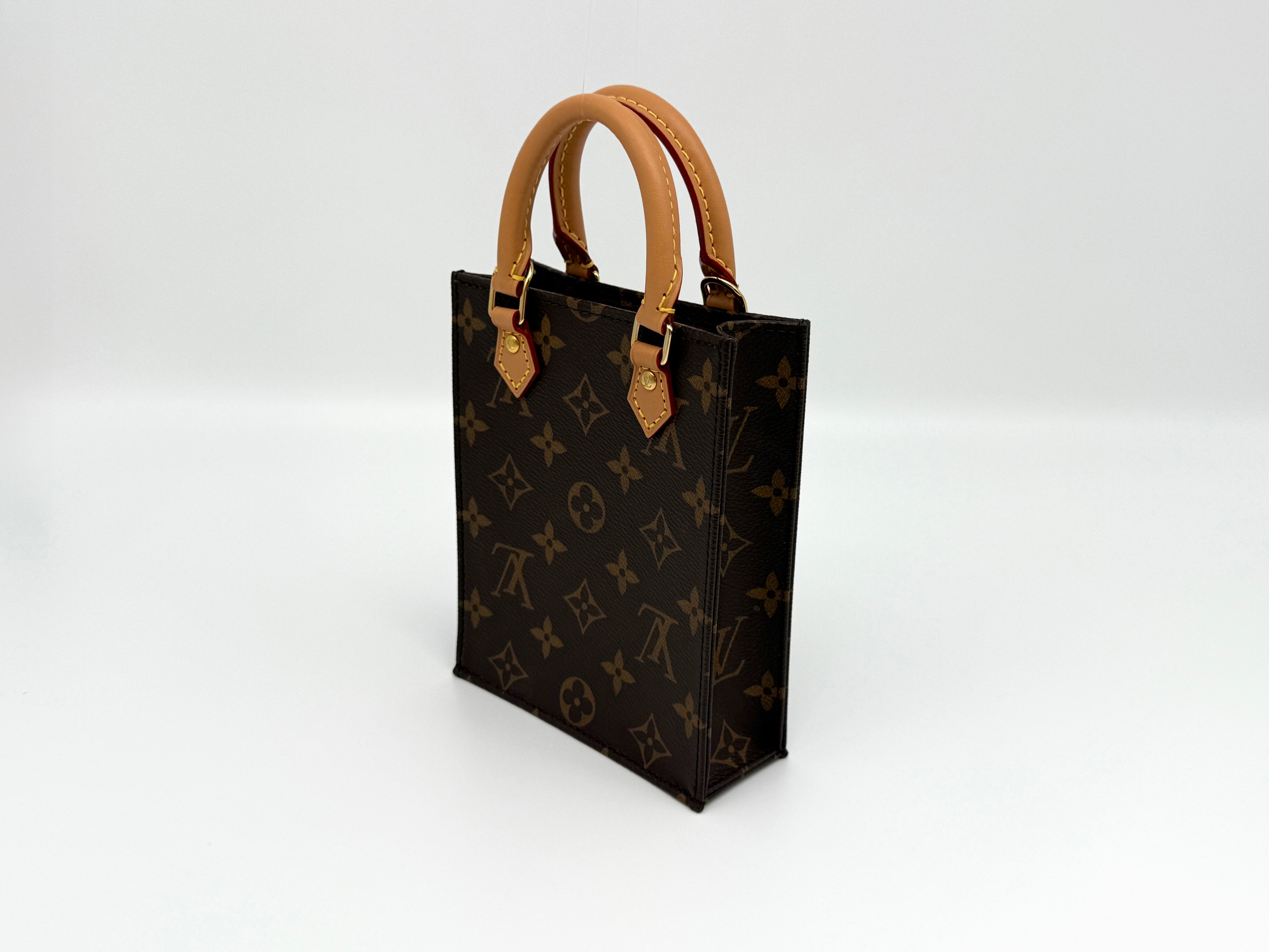 Louis Vuitton Petit Sac Plat