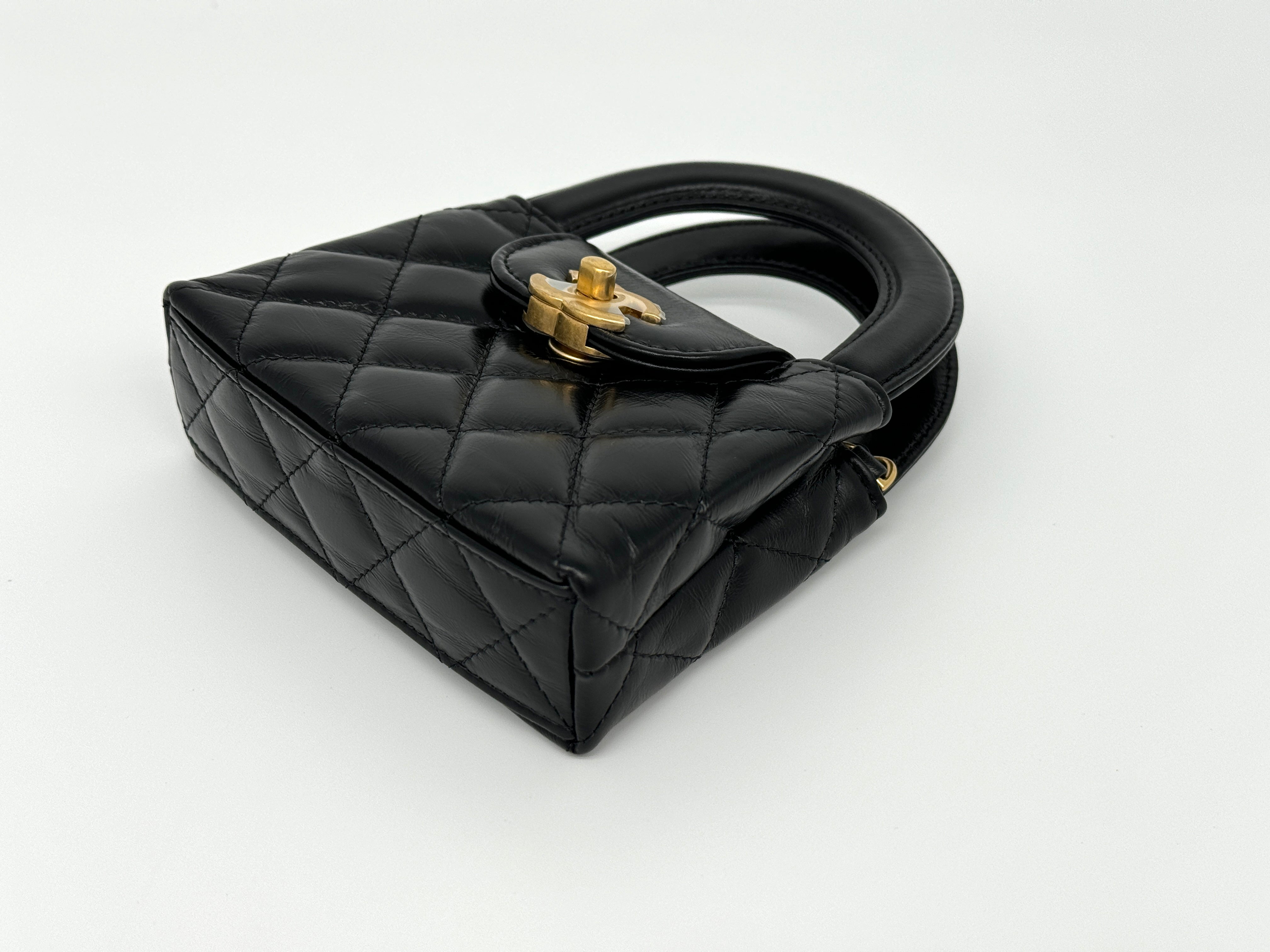 *CHAUD* Chanel Mini Shopper Nano Kelly