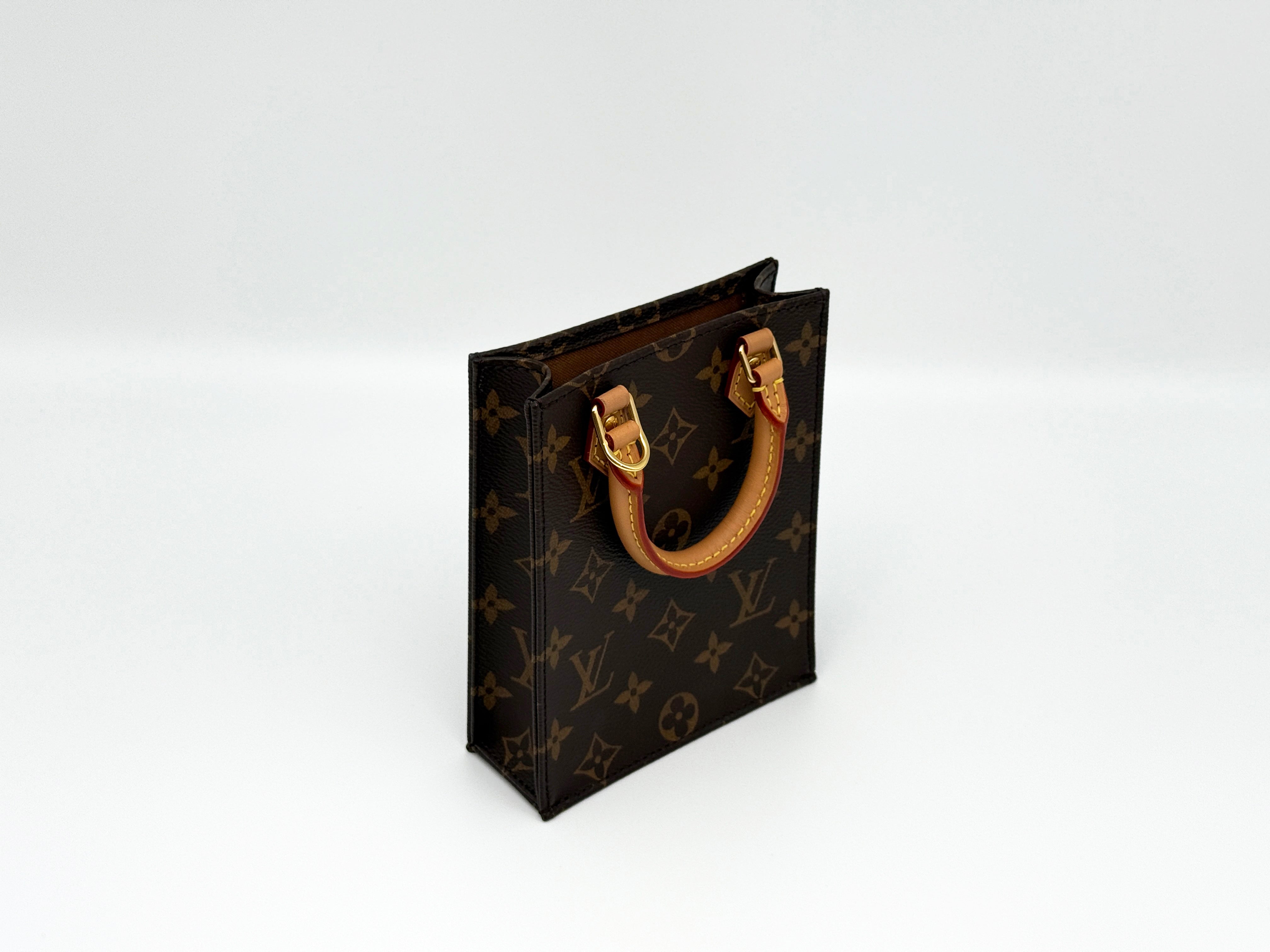 Louis Vuitton Petit Sac Plat