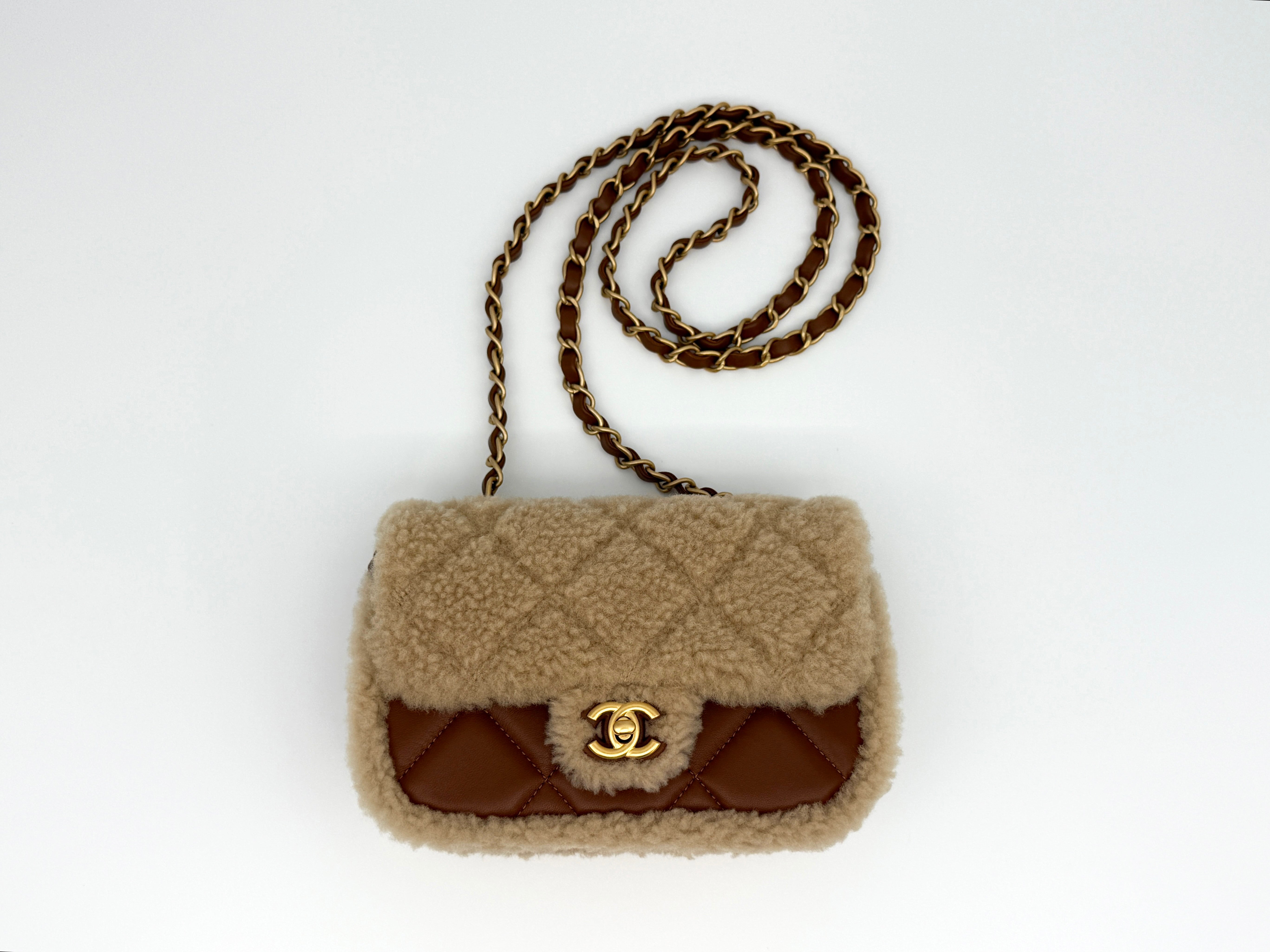 *HOT* Chanel Mini Flap Bag