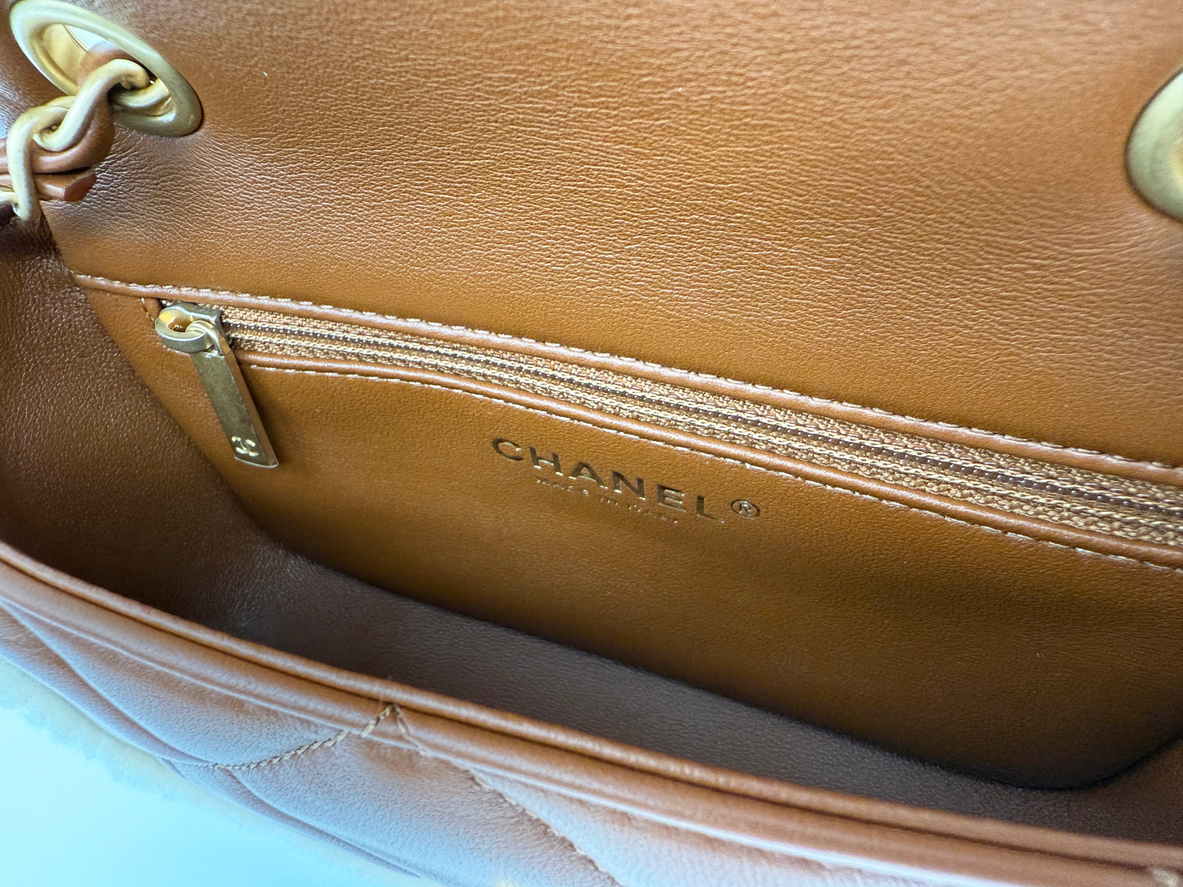 *HOT* Chanel Mini Flap Bag
