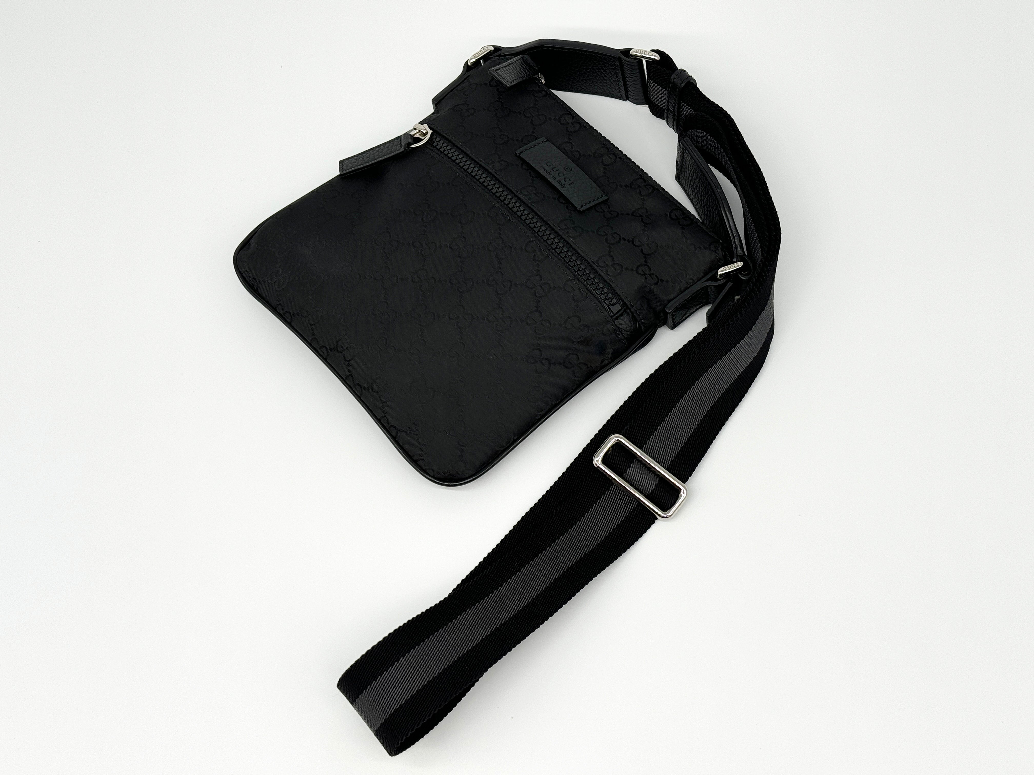 Gucci Men's Small Messenger Bag
