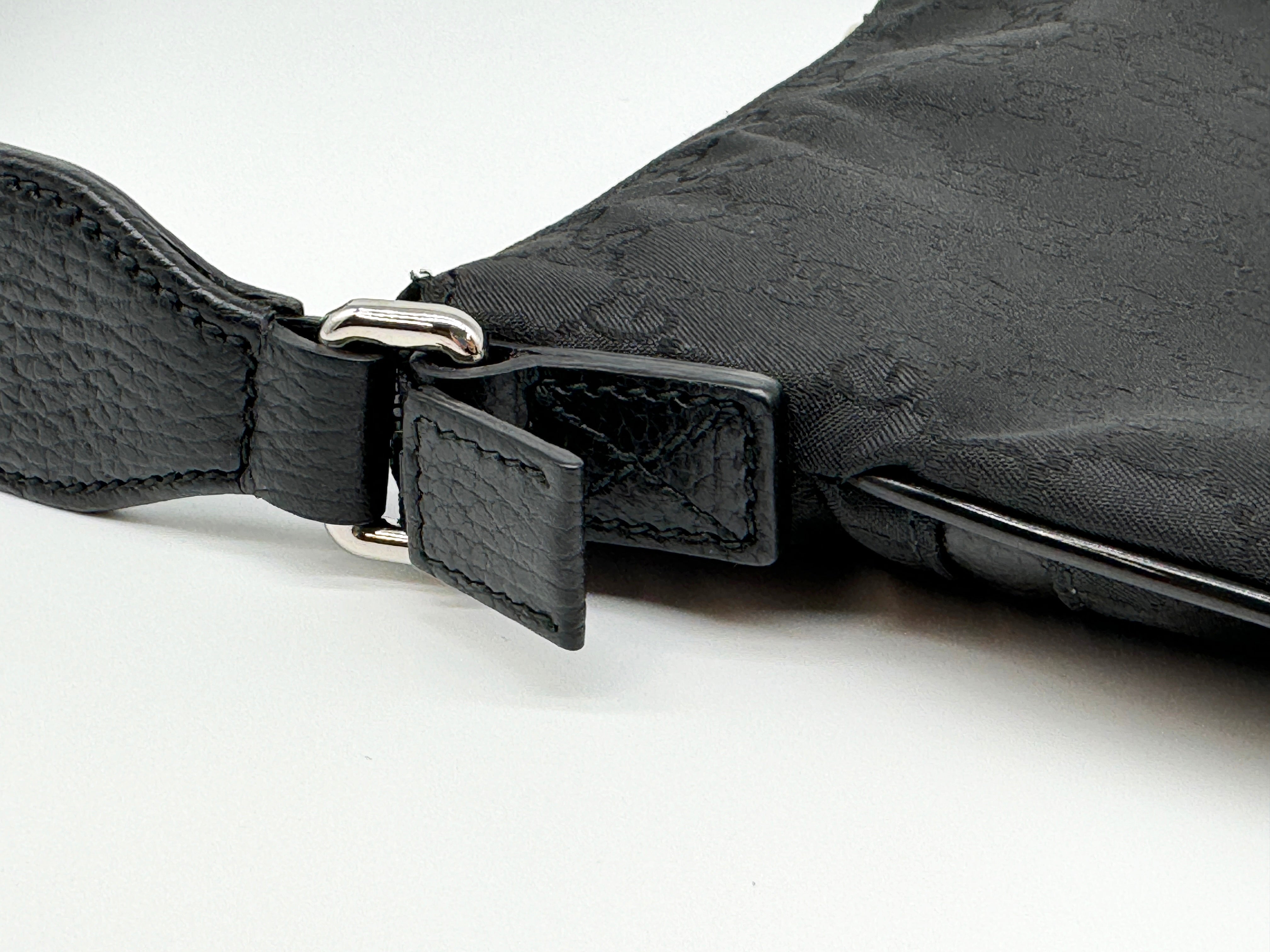 Gucci Men's Small Messenger Bag