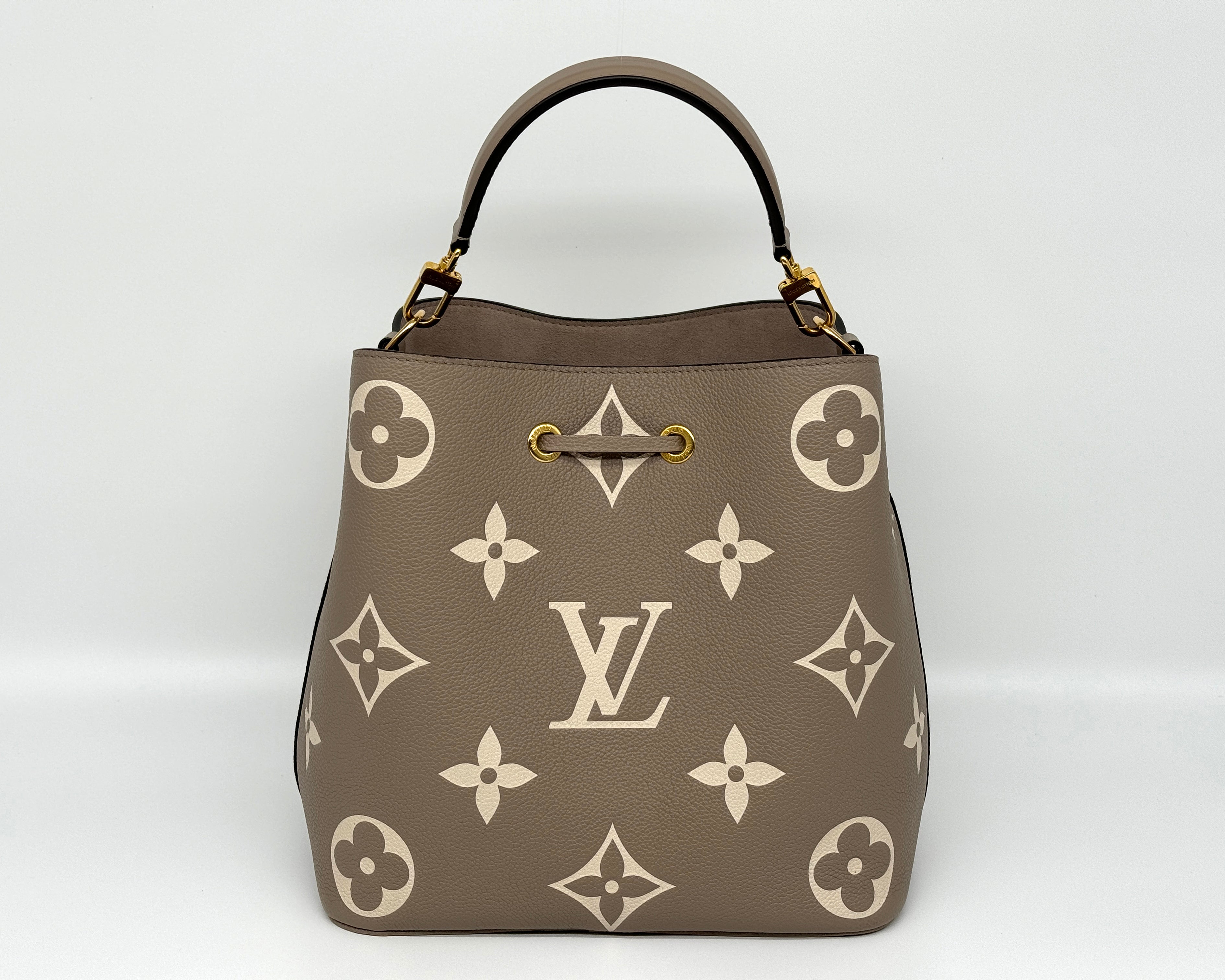 Louis Vuitton NeoNoe MM