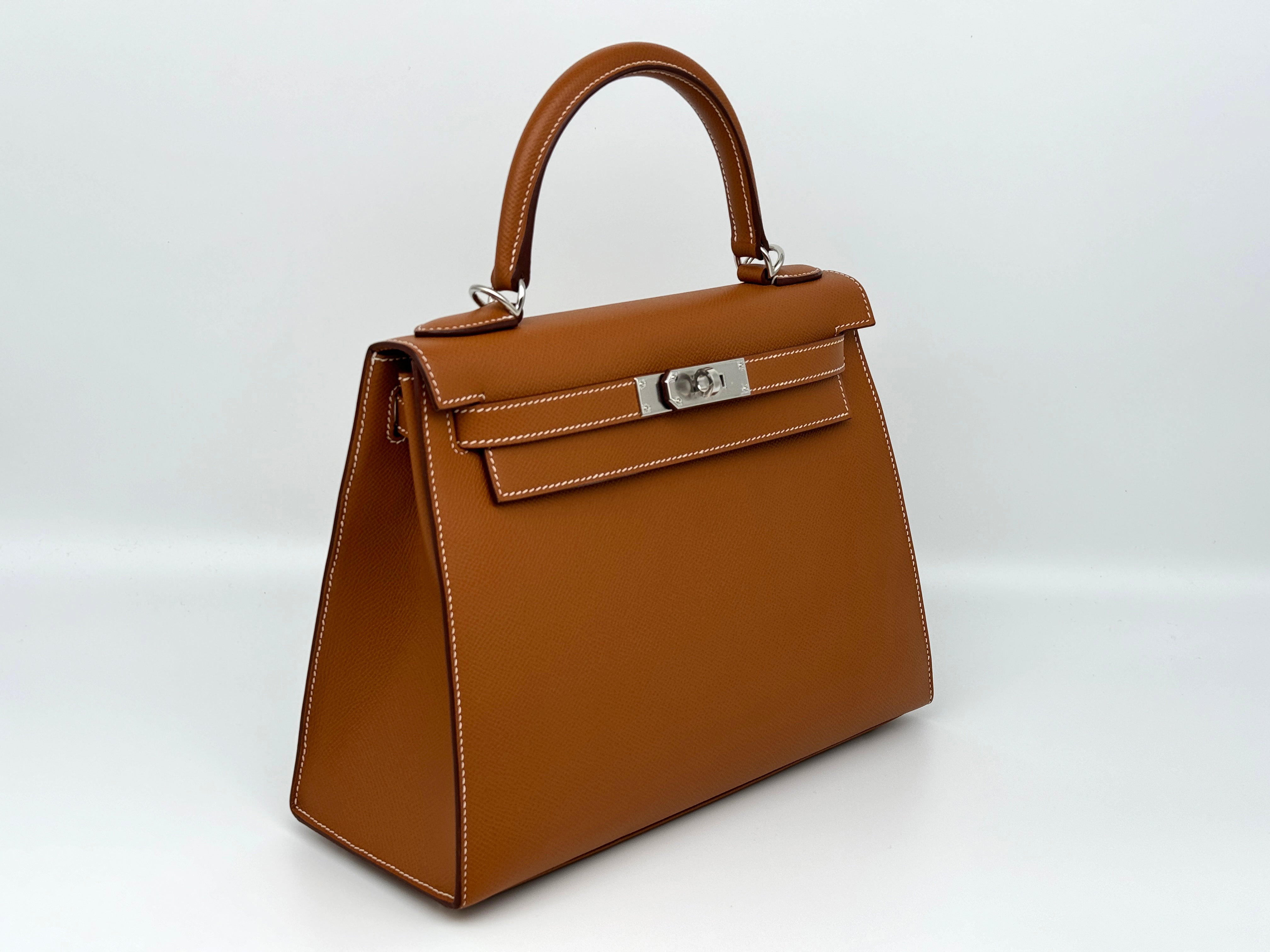 Hermès Kelly Sellier 28