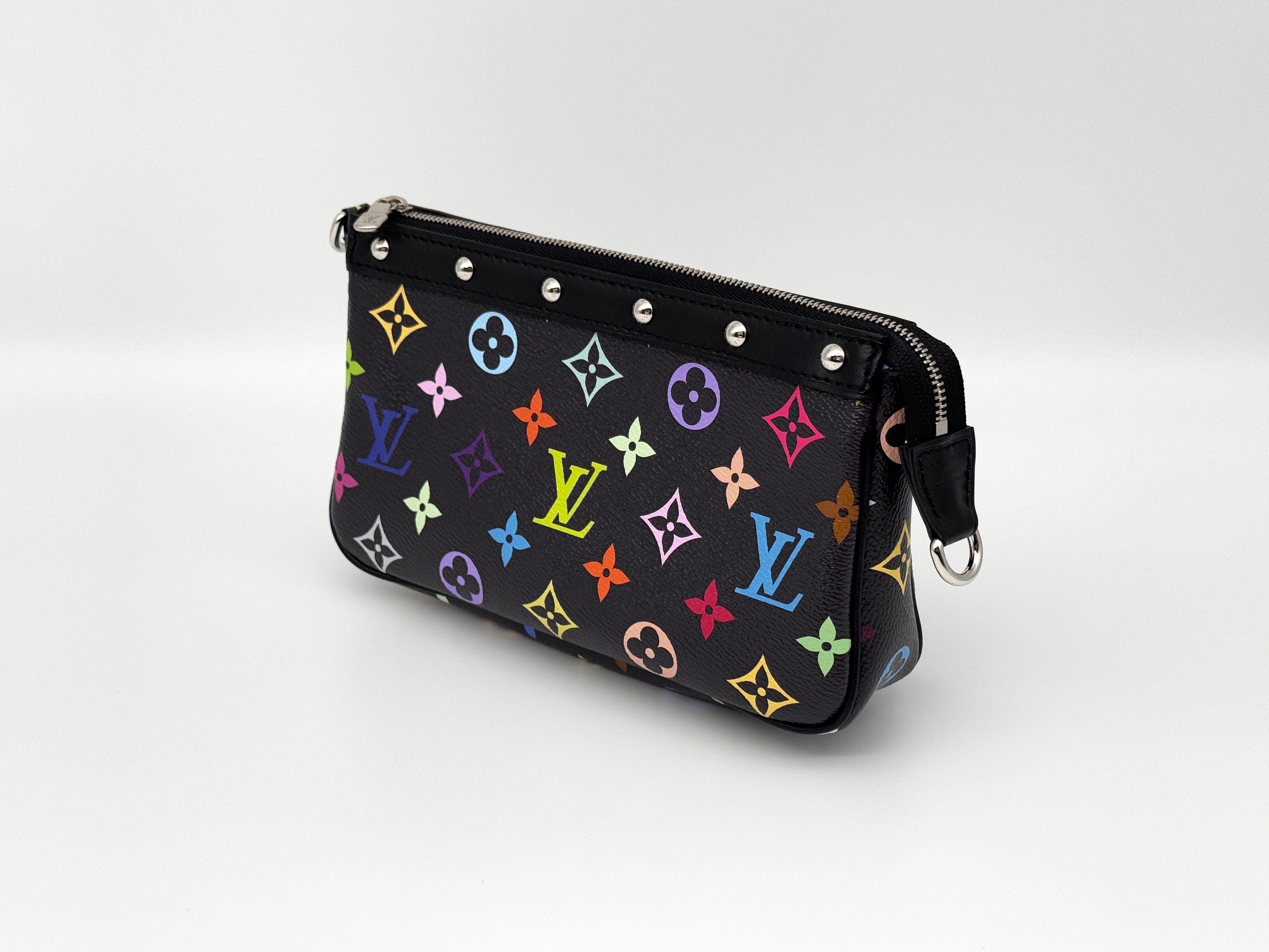 Louis Vuitton Pochette Accessoires