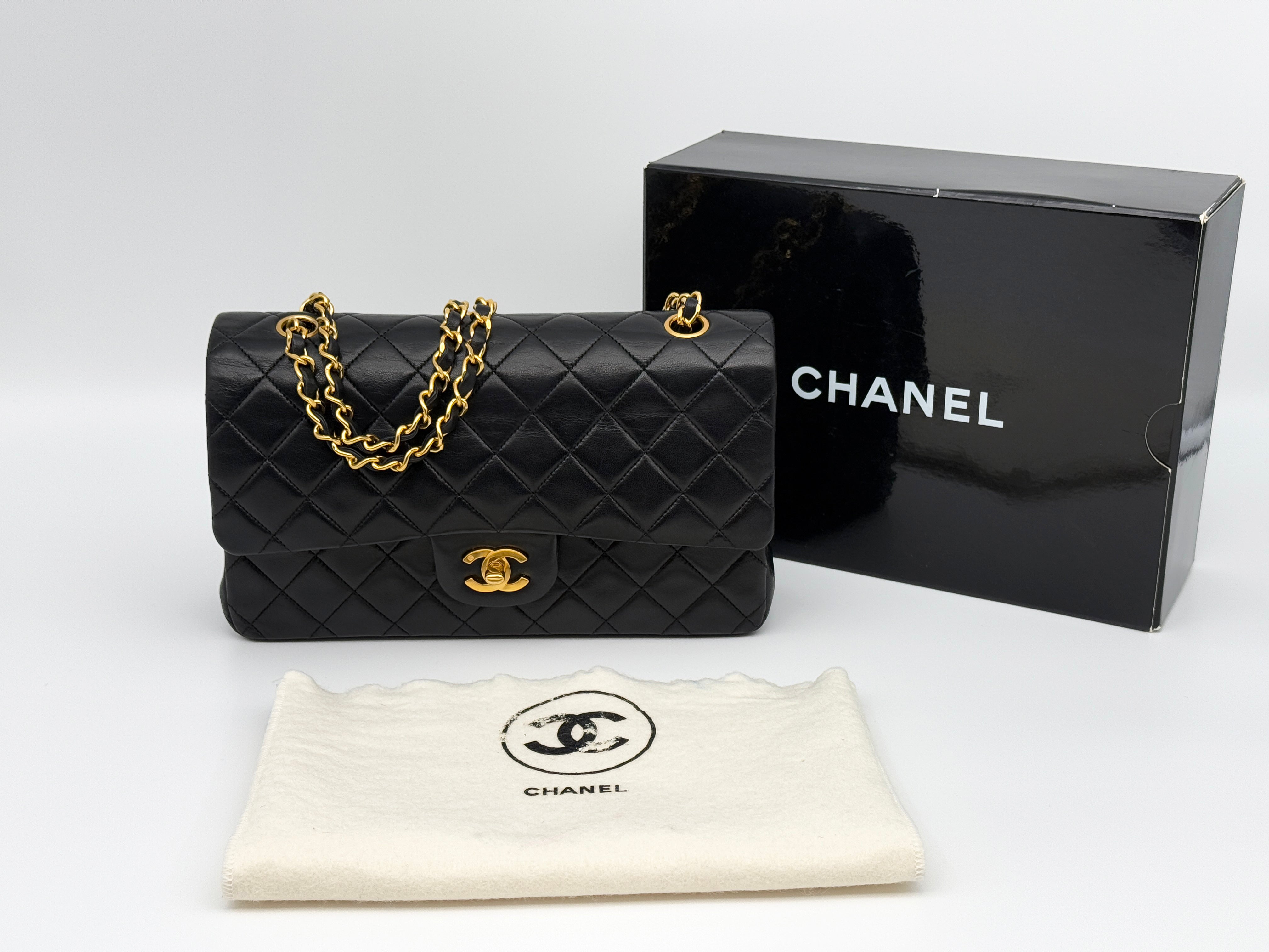 Chanel Vintage Medium Classic Flap Handbag