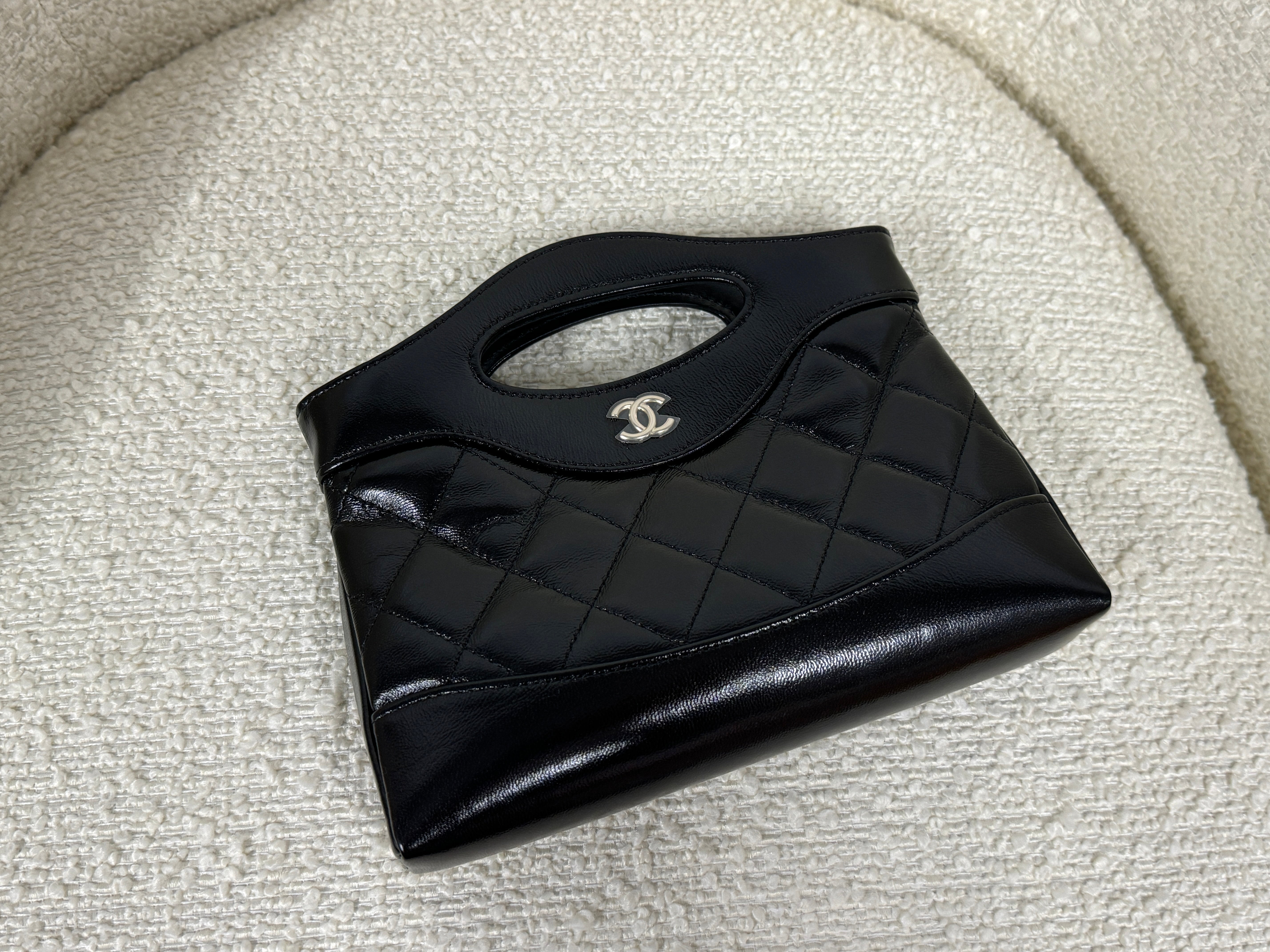 *HOT* Chanel Phone Holders with Chain 31 Nano Bag