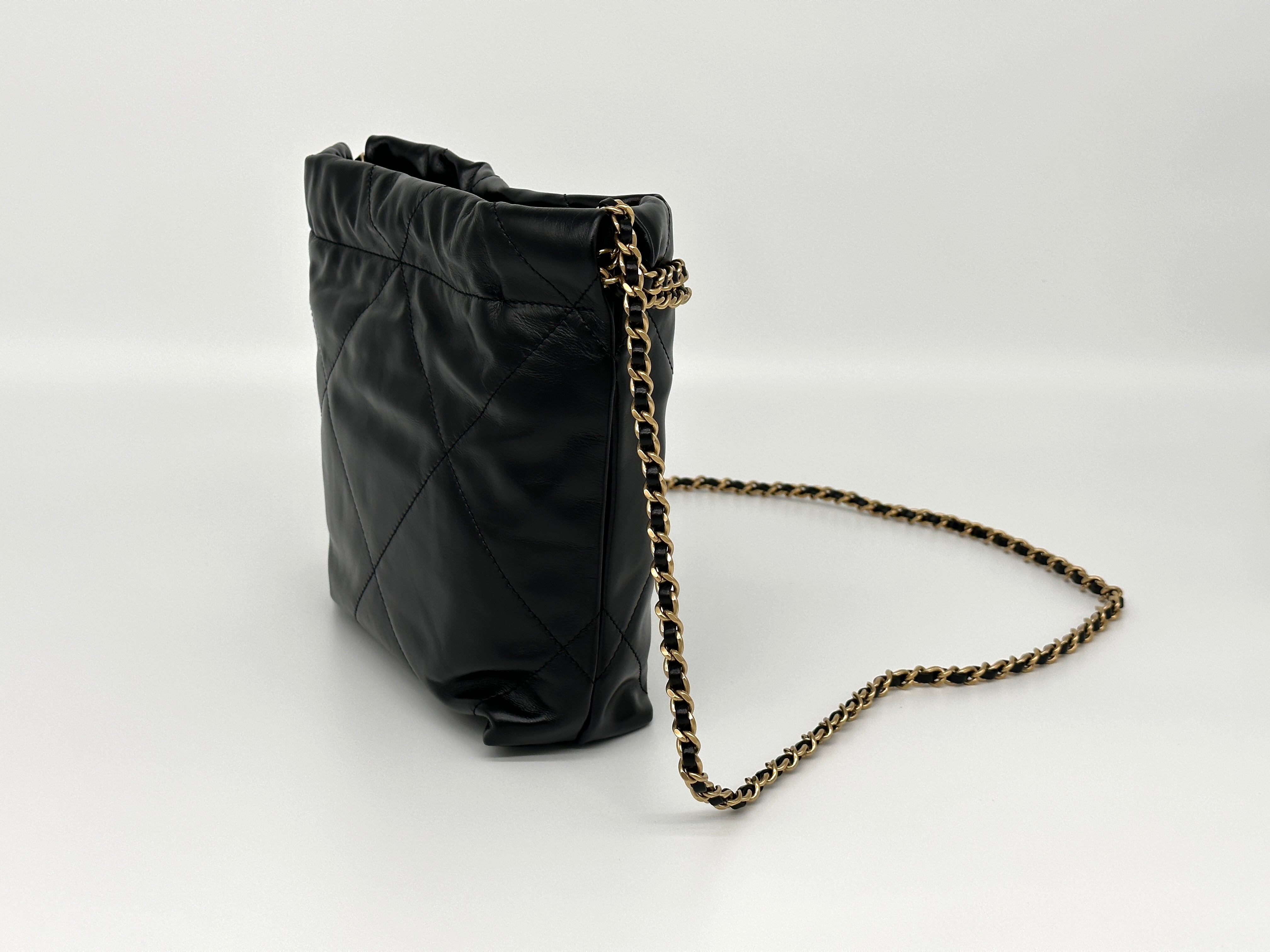 *CALIENTE* Mini bolso Chanel 22