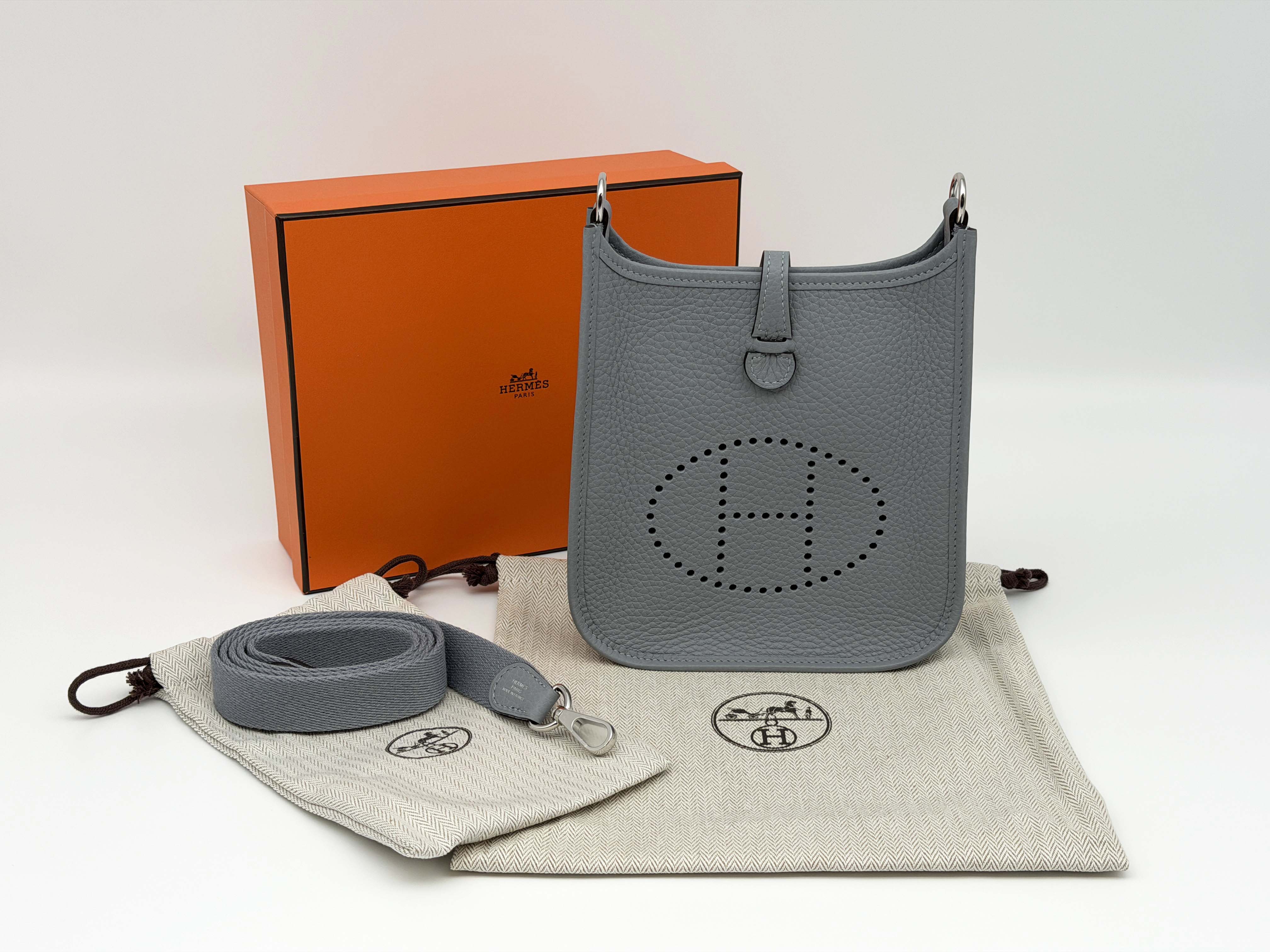 Hermès Mini Evelyne 16cm