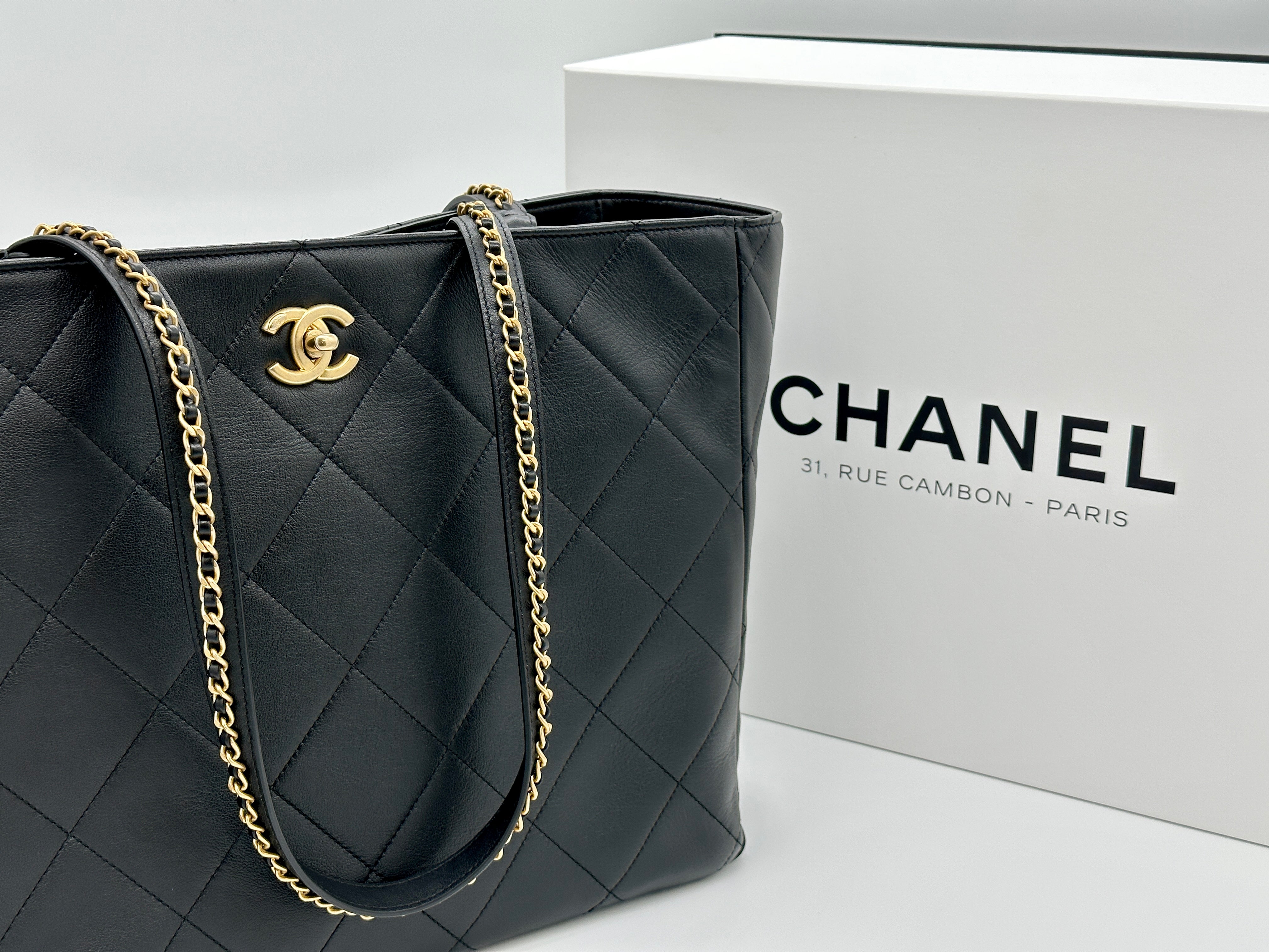 Bolso shopper pequeño Chanel